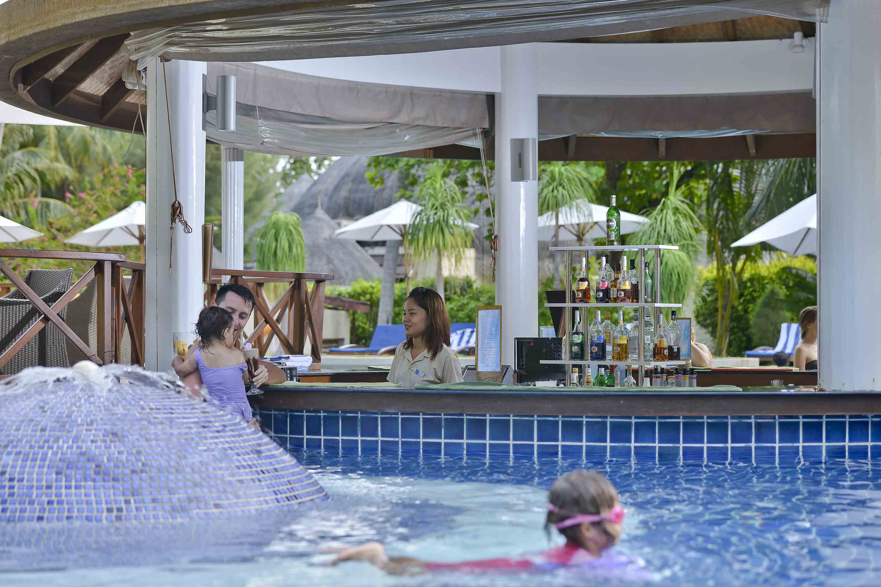 Pool Bar