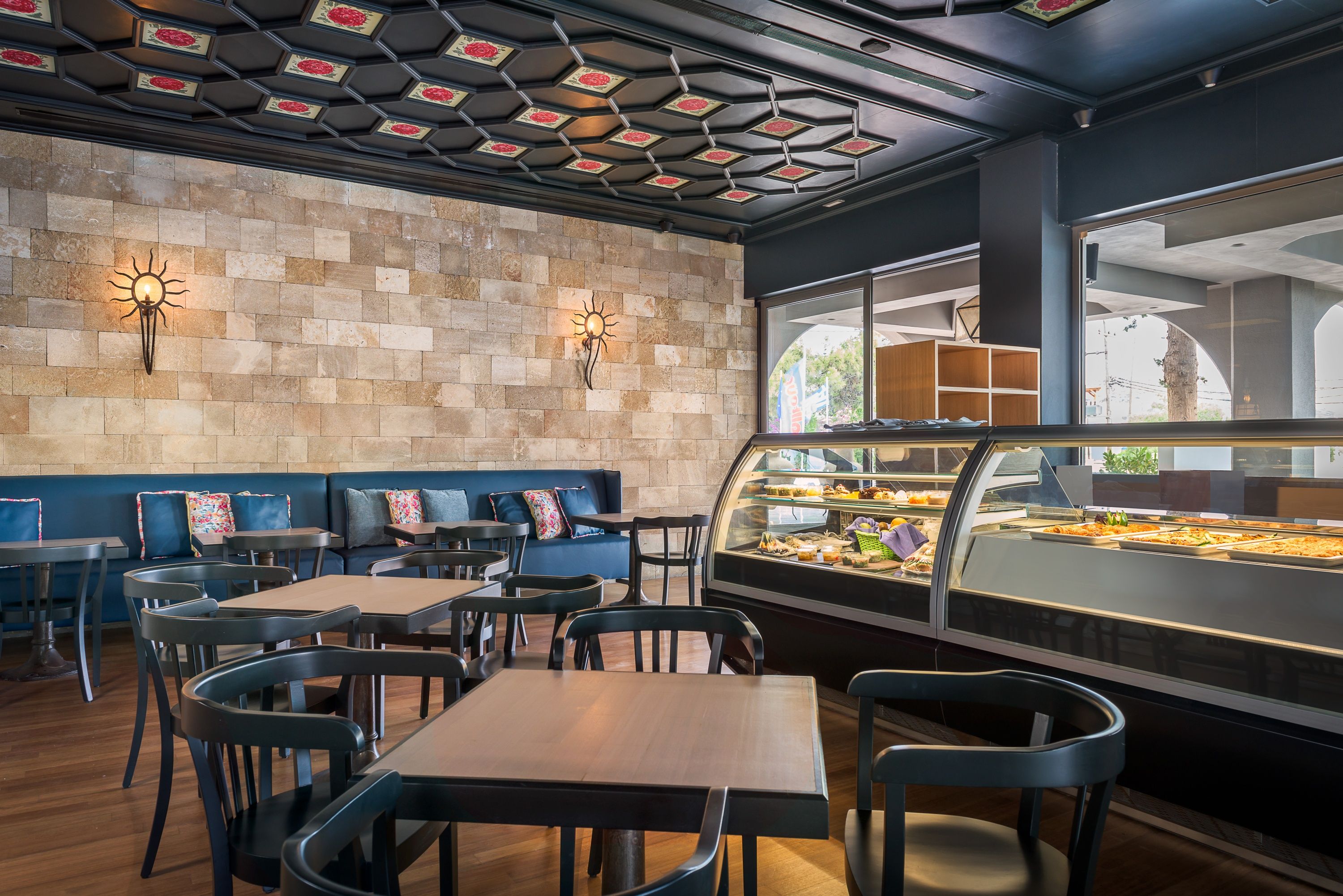 NAUTILUS DELI 