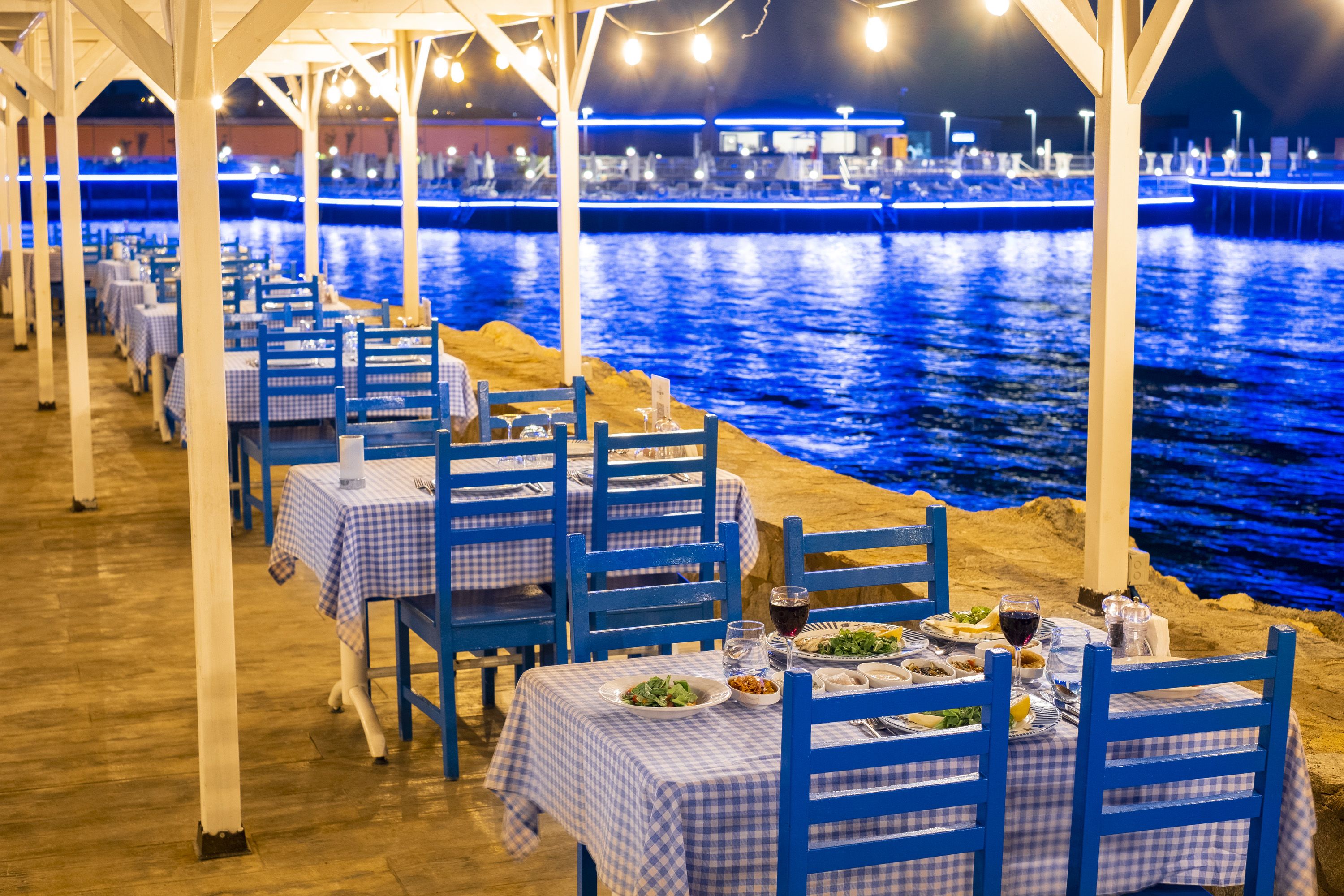 LOC'AL RESTAURANT