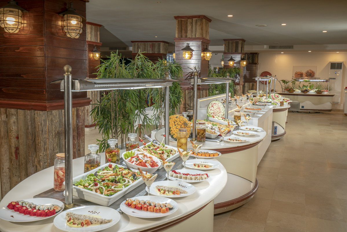 MAIN RESTAURANT