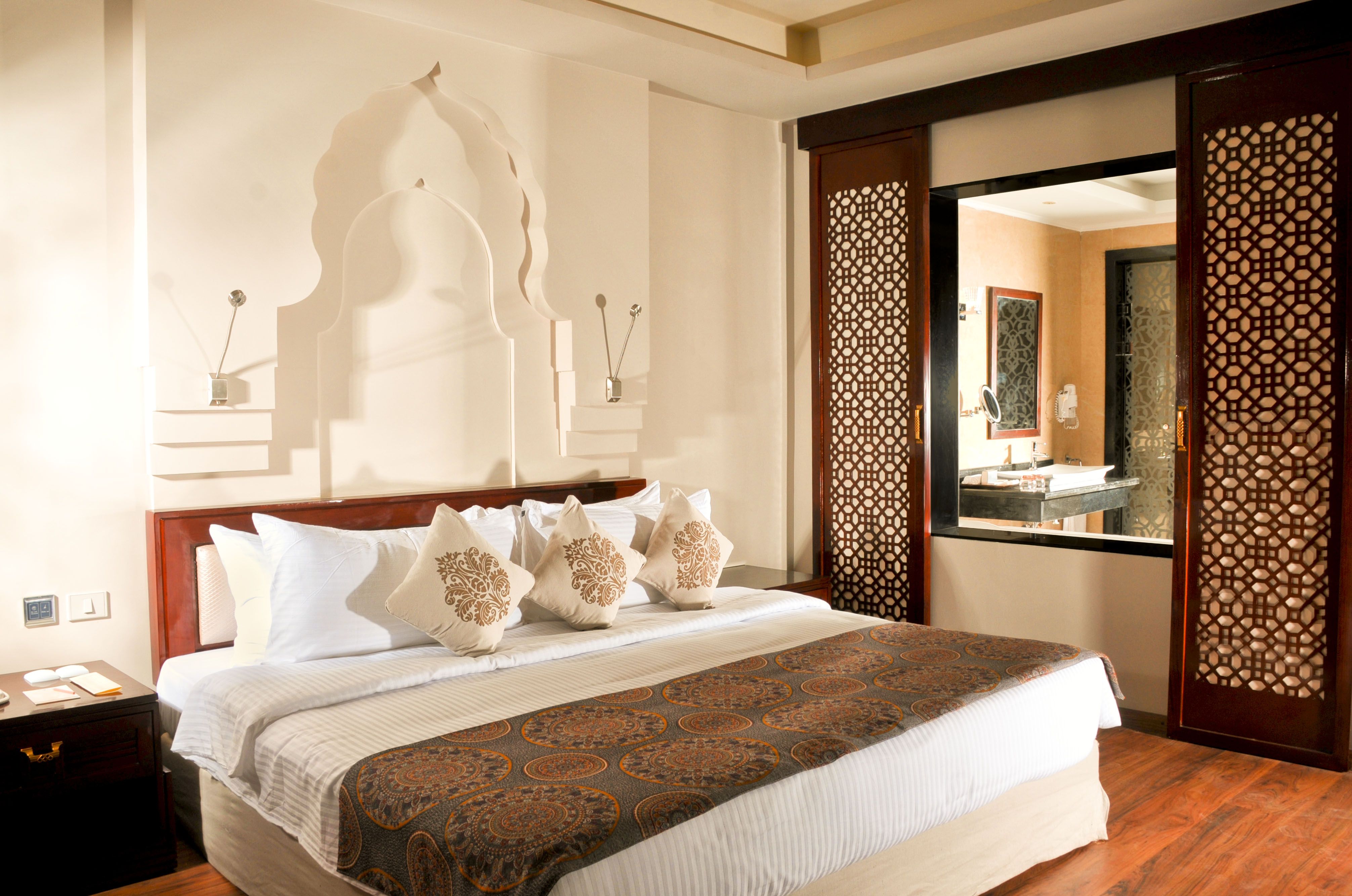 Executive Swim up suite 