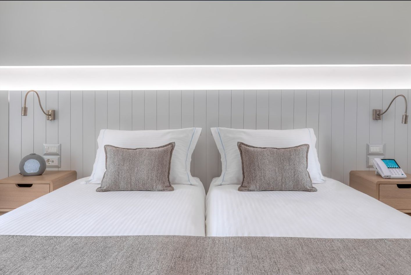 Deluxe Twin Room With Balcony or Terrace
