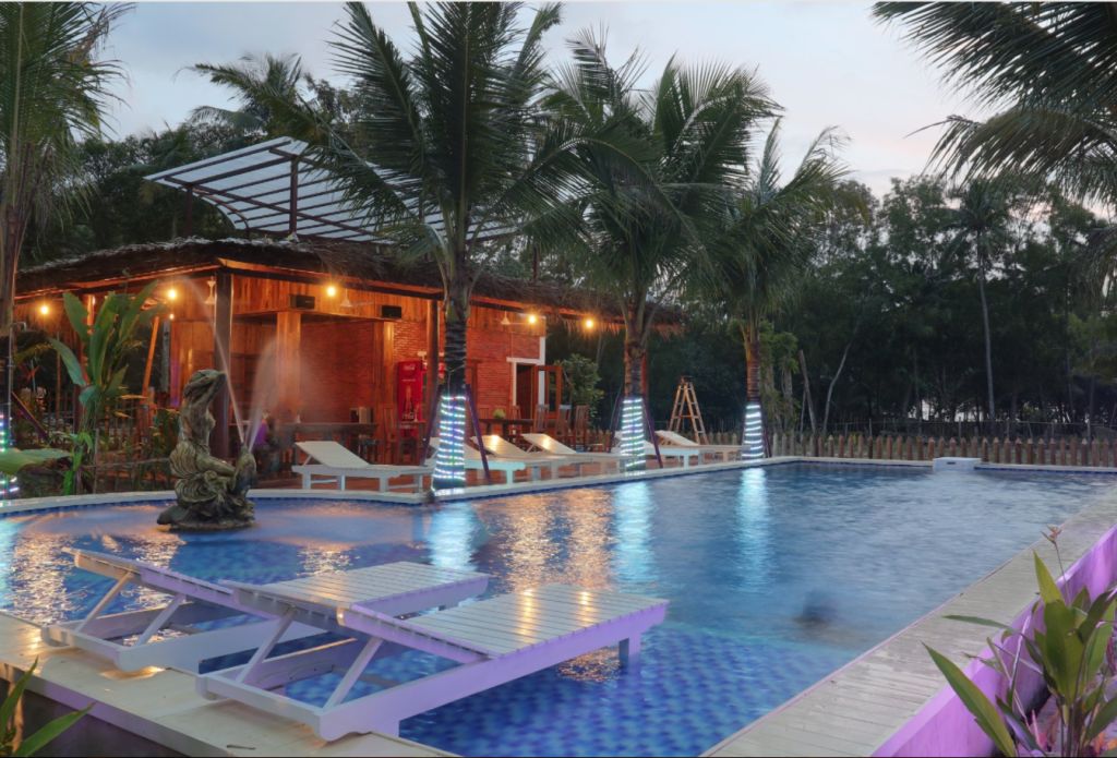 Piscina deschisă