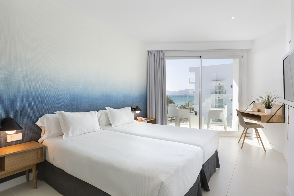 DOUBLE PROMO BALCONY