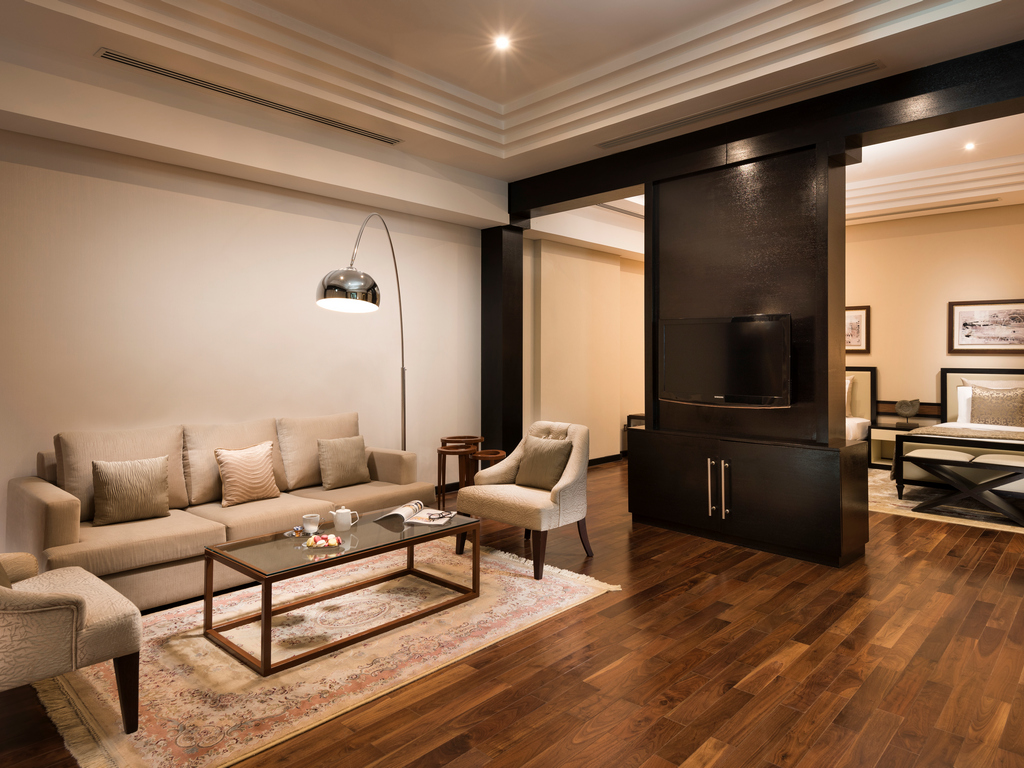 Grand King Suite