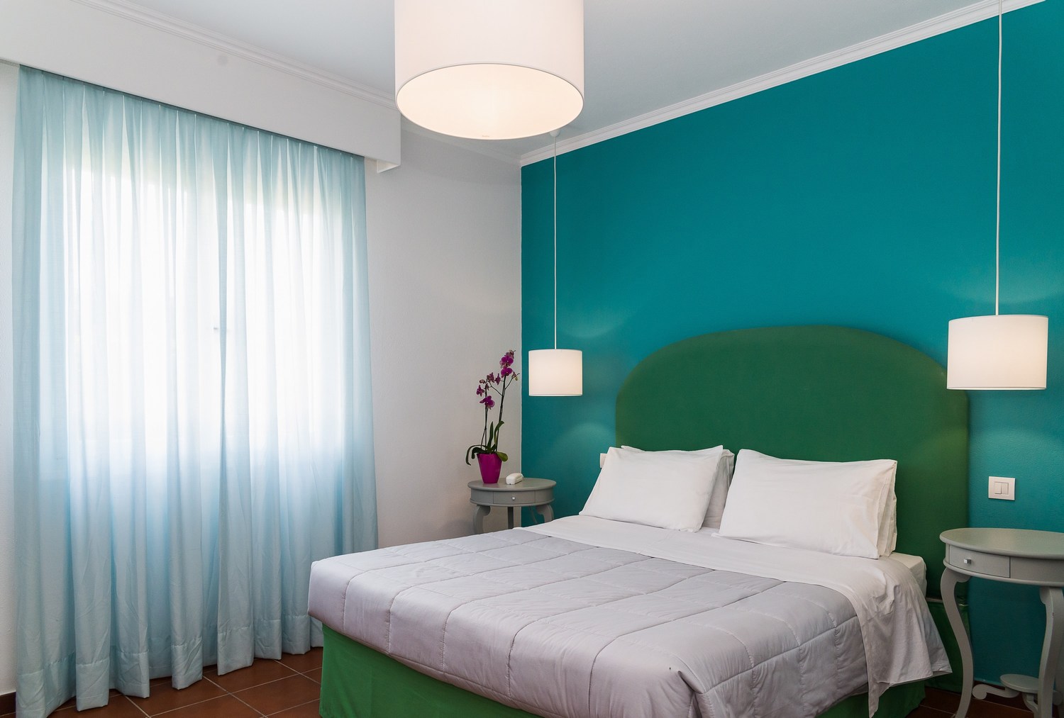 Standard/Superior Suites