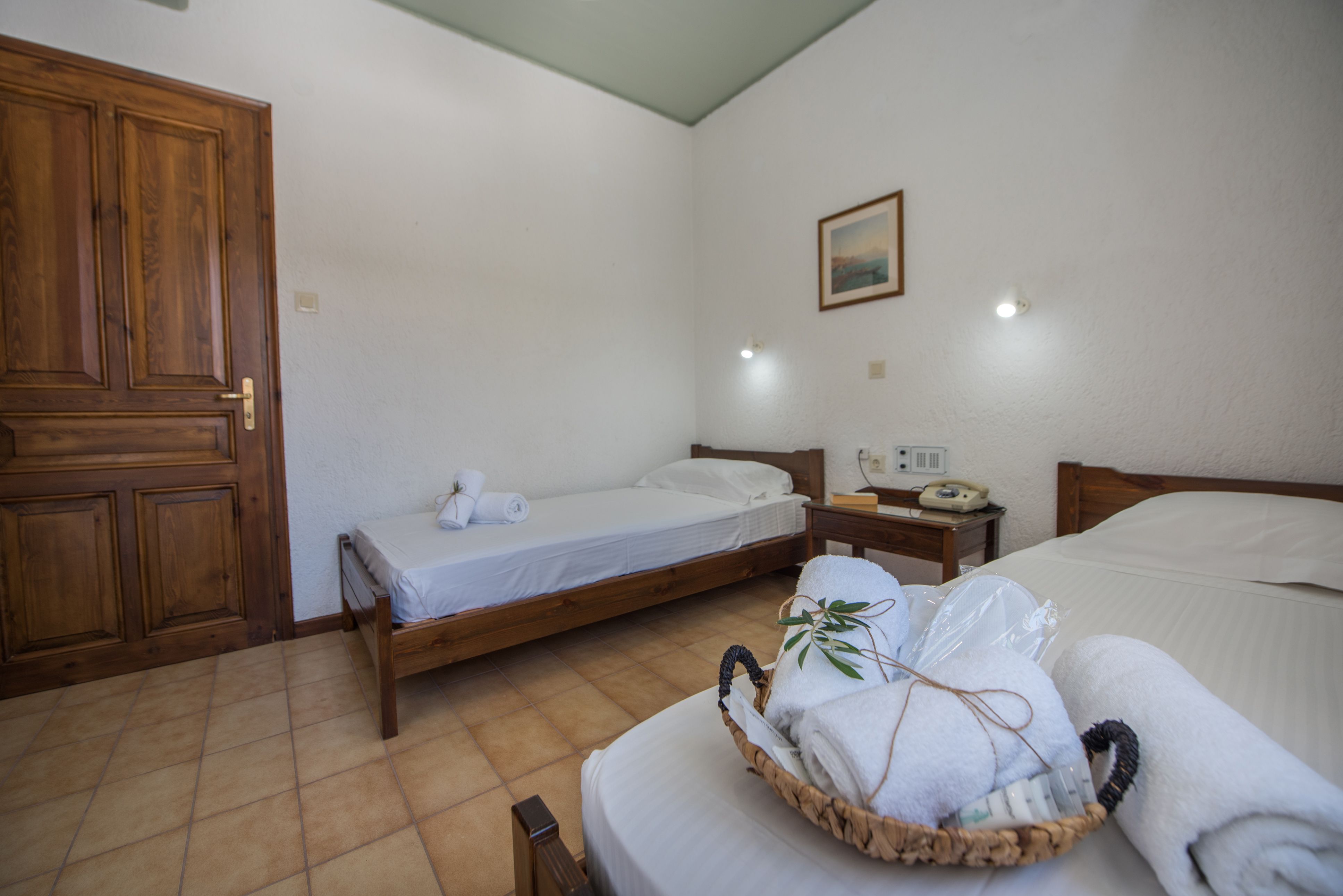 Traditional Room 2-4