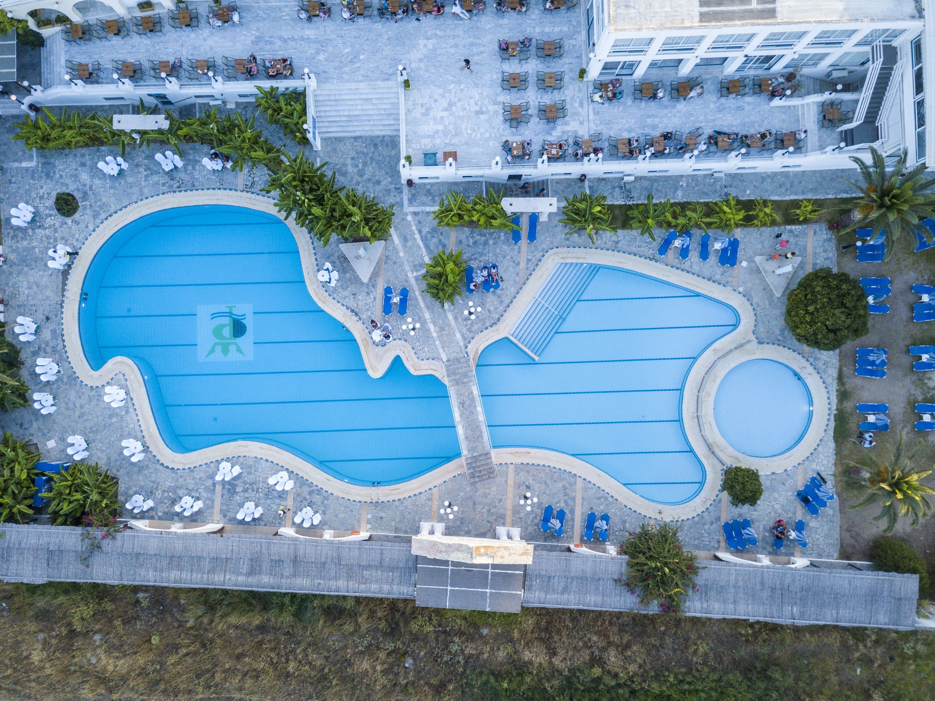 Piscina deschisă