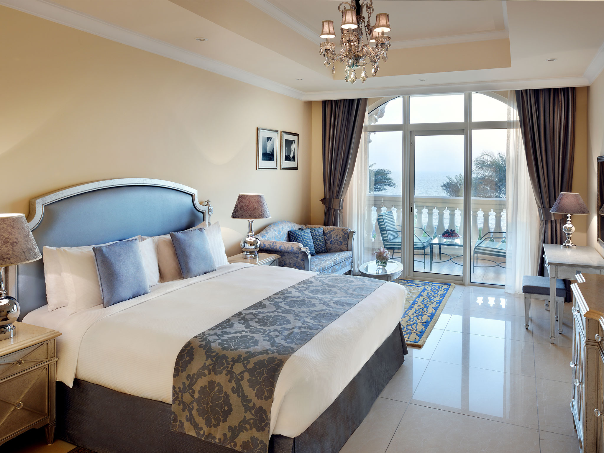 OCEAN 2 BEDROOM FAMILY SUITE