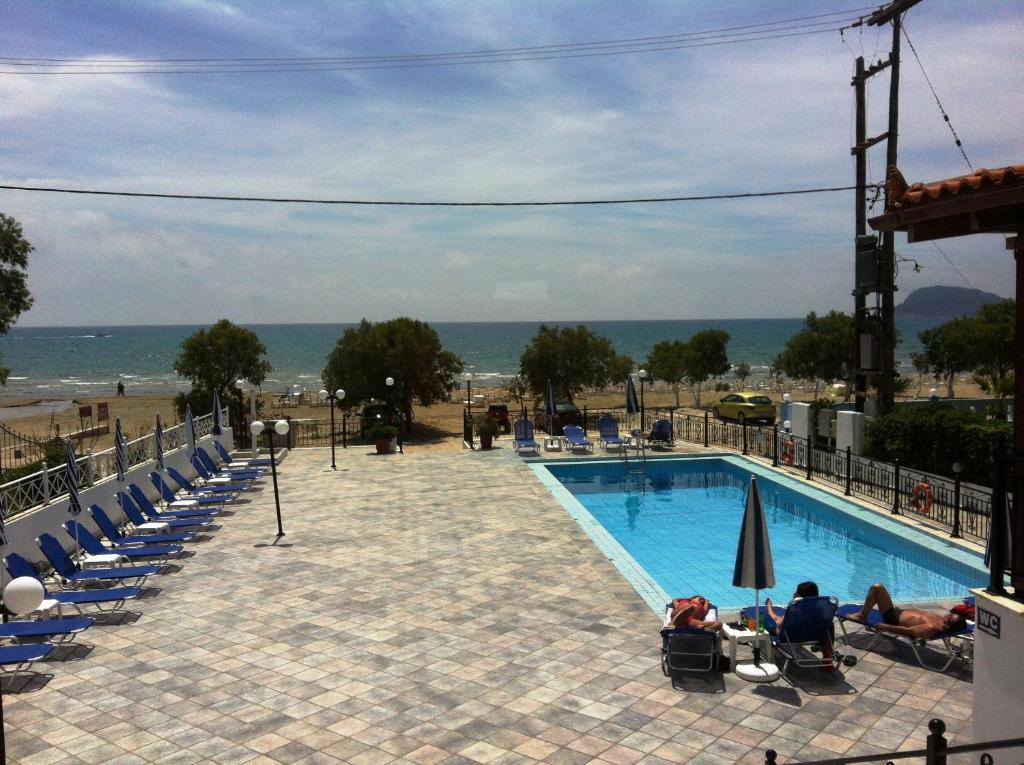 Piscina deschisă