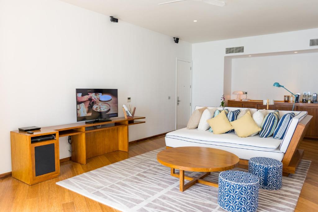 Two Bedroom Lagoon Water Pool Villa