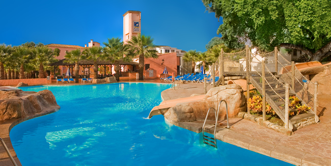 Costa del Sol, Diverhotel Marbella, exterior, piscina.jpg