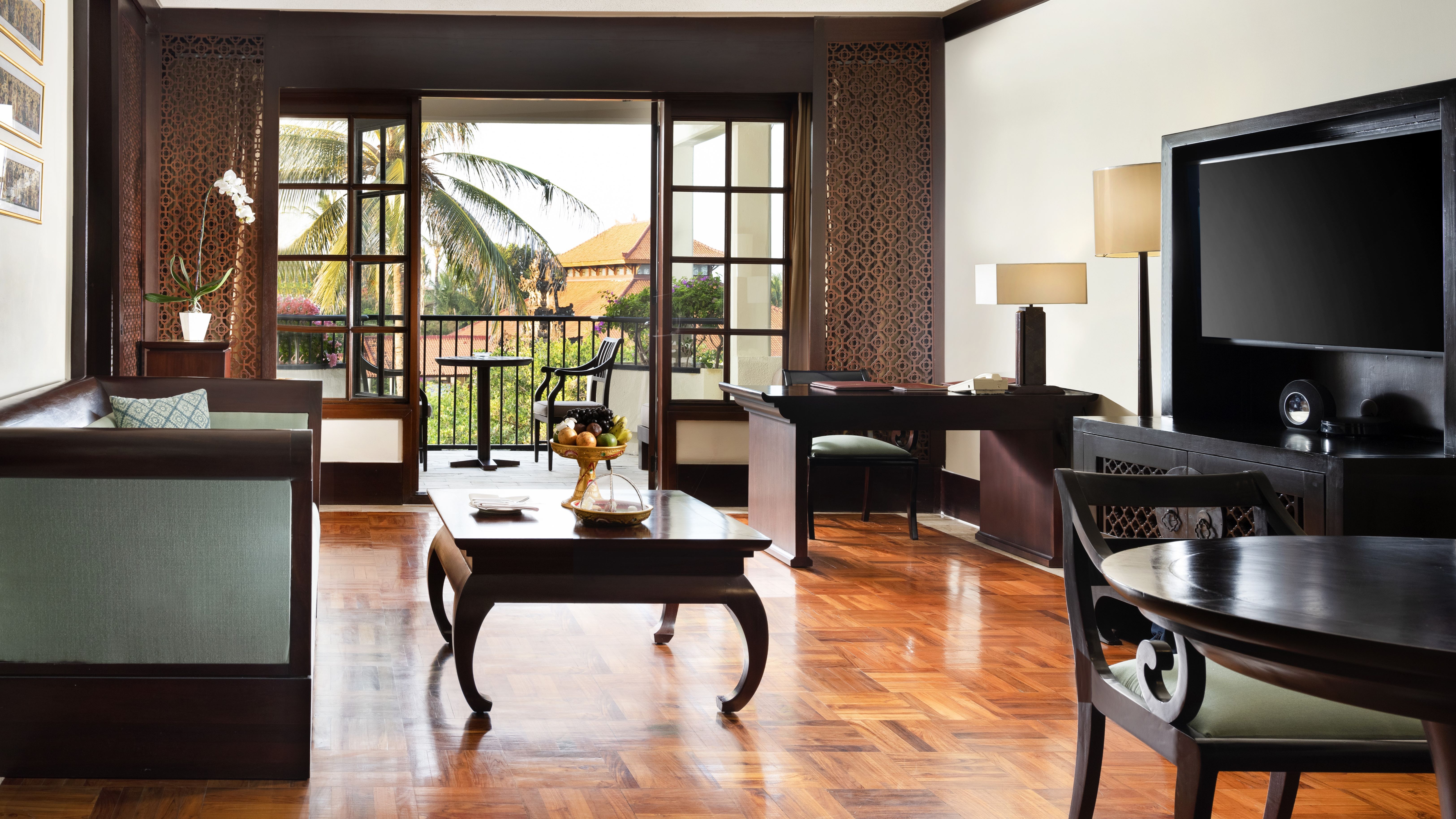 SUITES COLLECTION