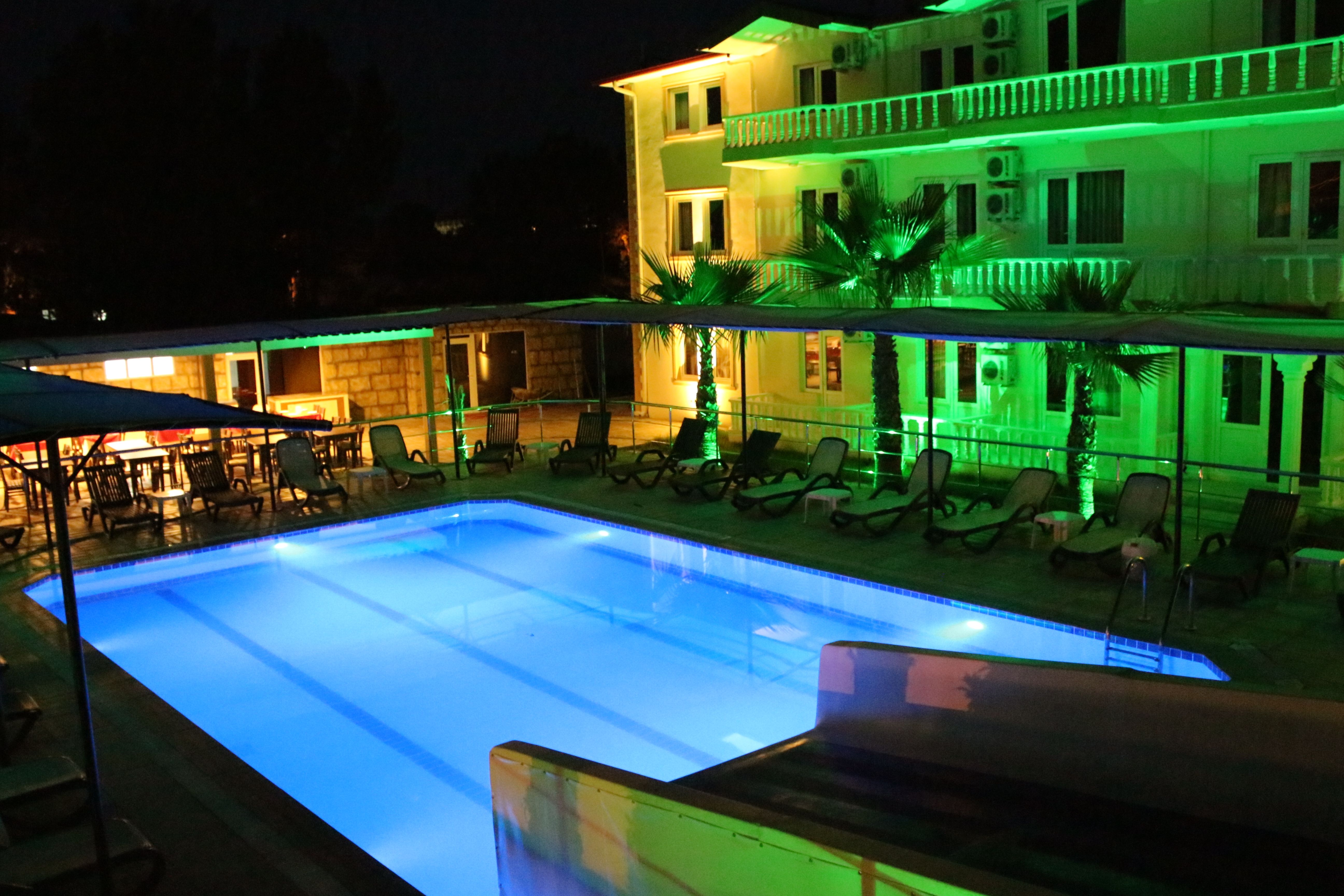 Piscina deschisă