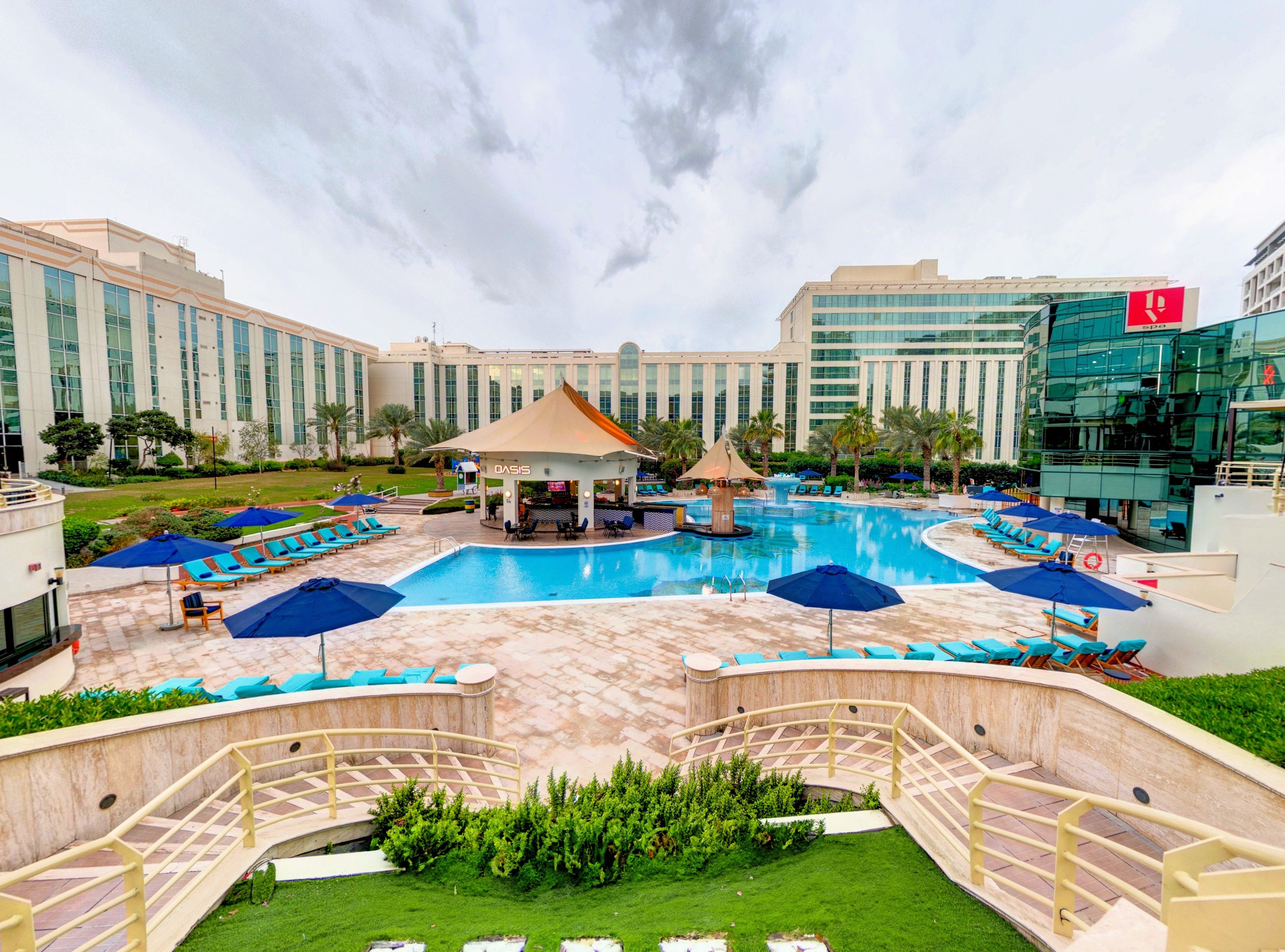 Piscina deschisă