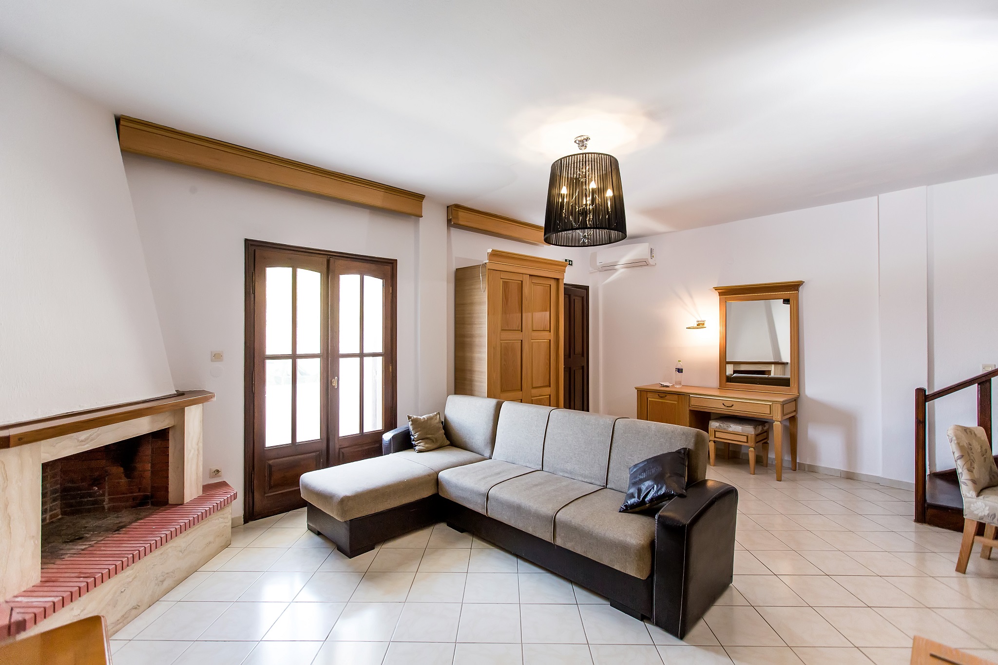 Maisonette 2 Bedrooms 7 Pax