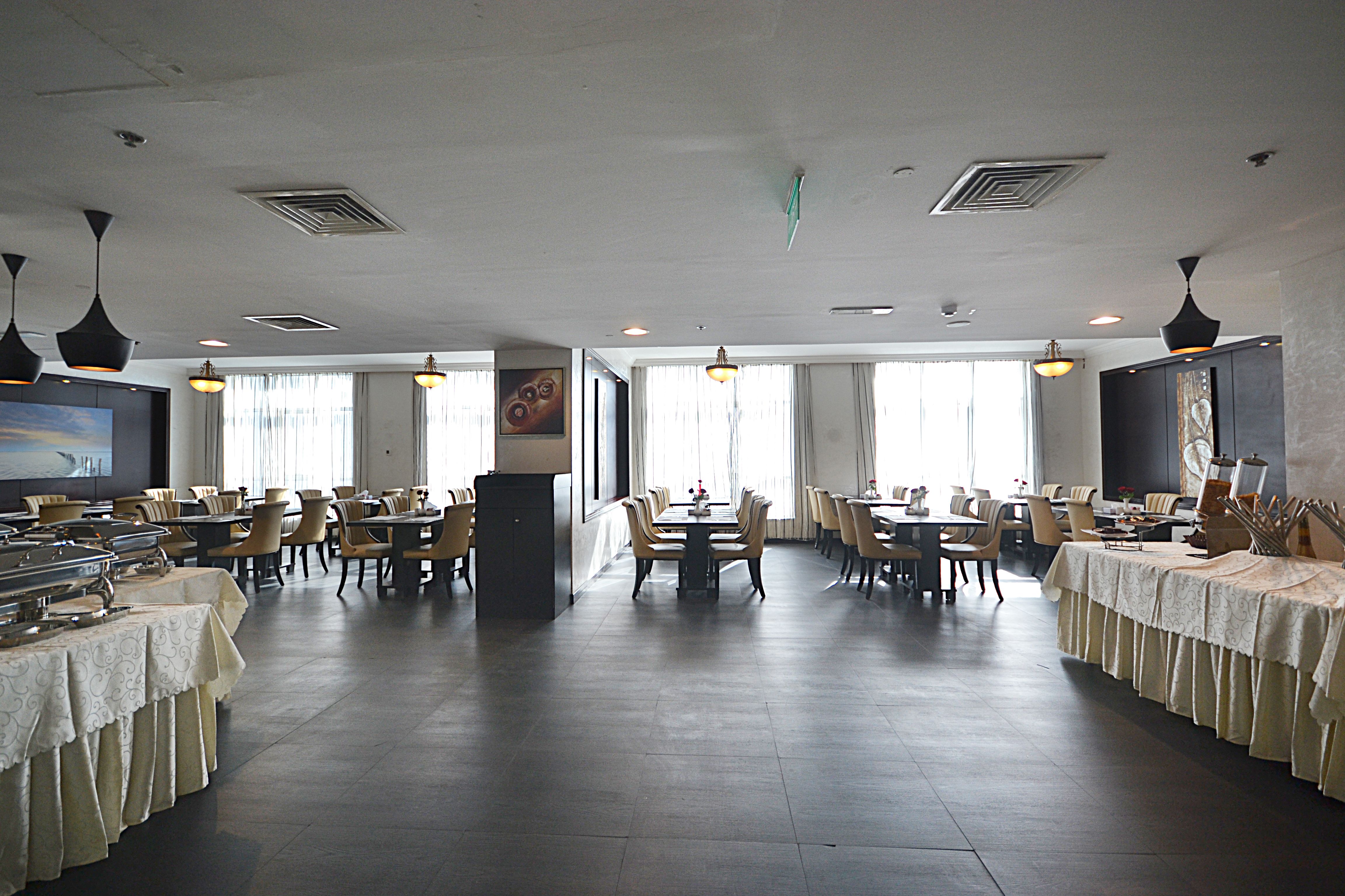 LAGOON RESTAURANT