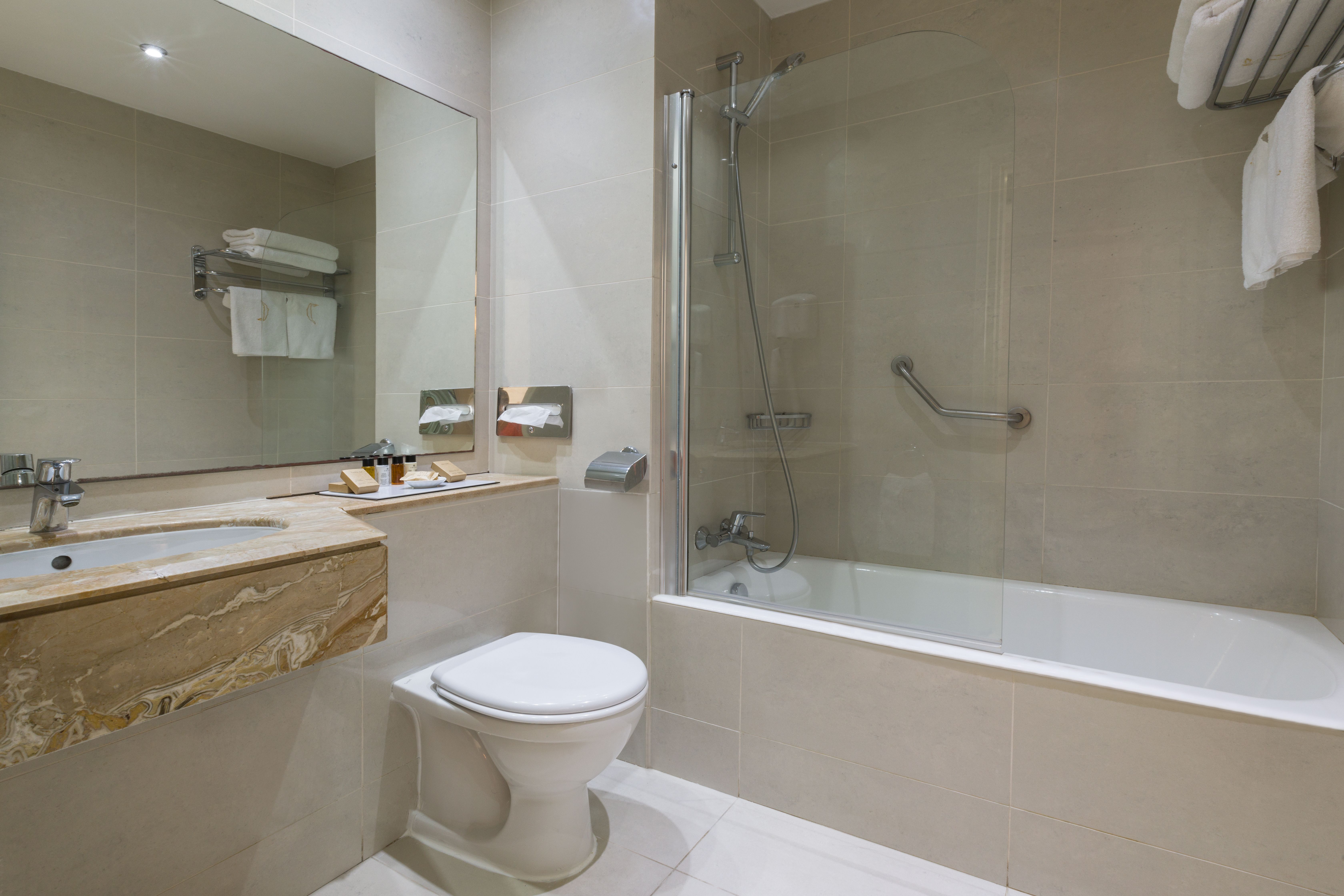 SUITE WITH JACUZZI