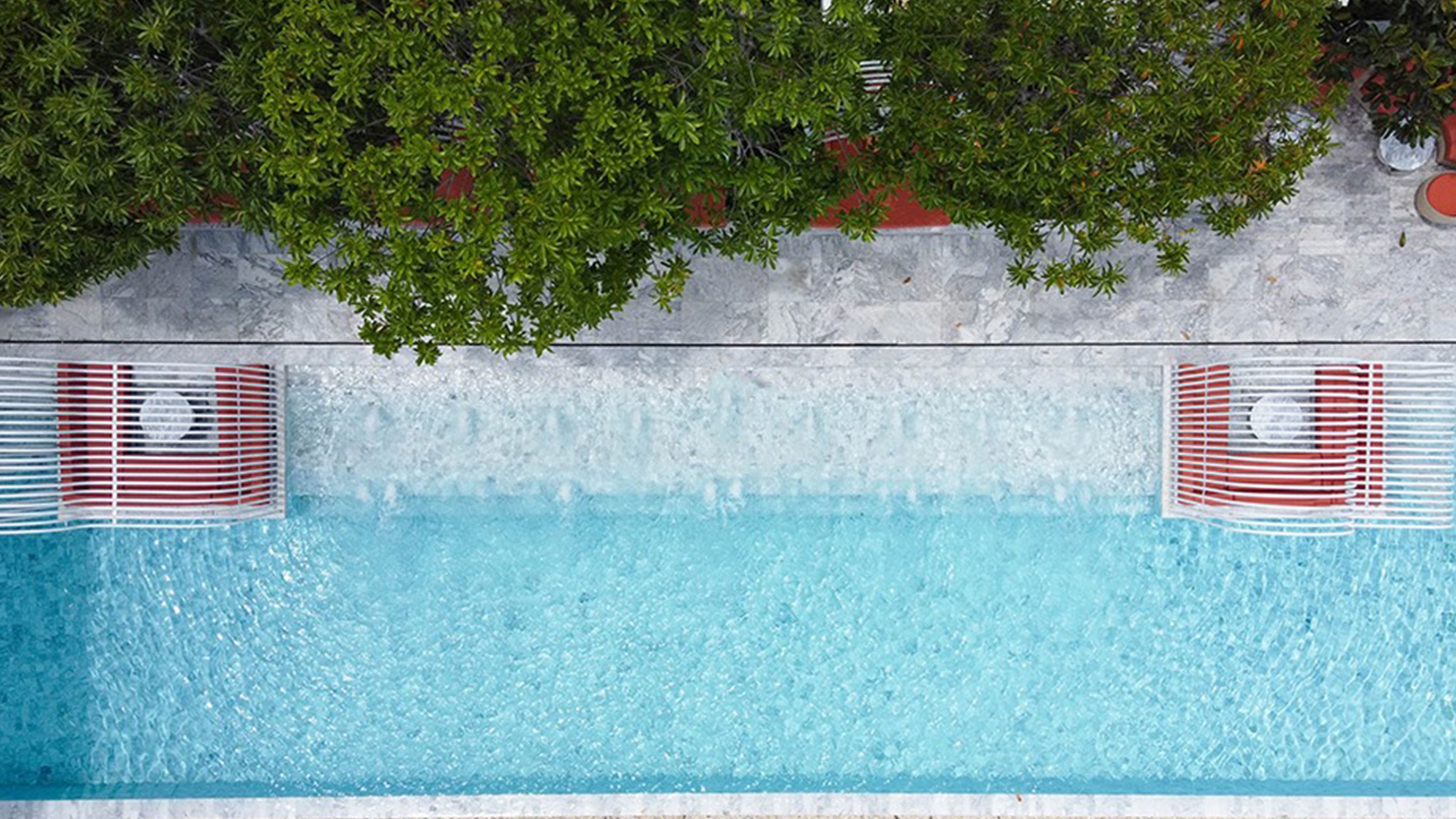Piscina deschisă