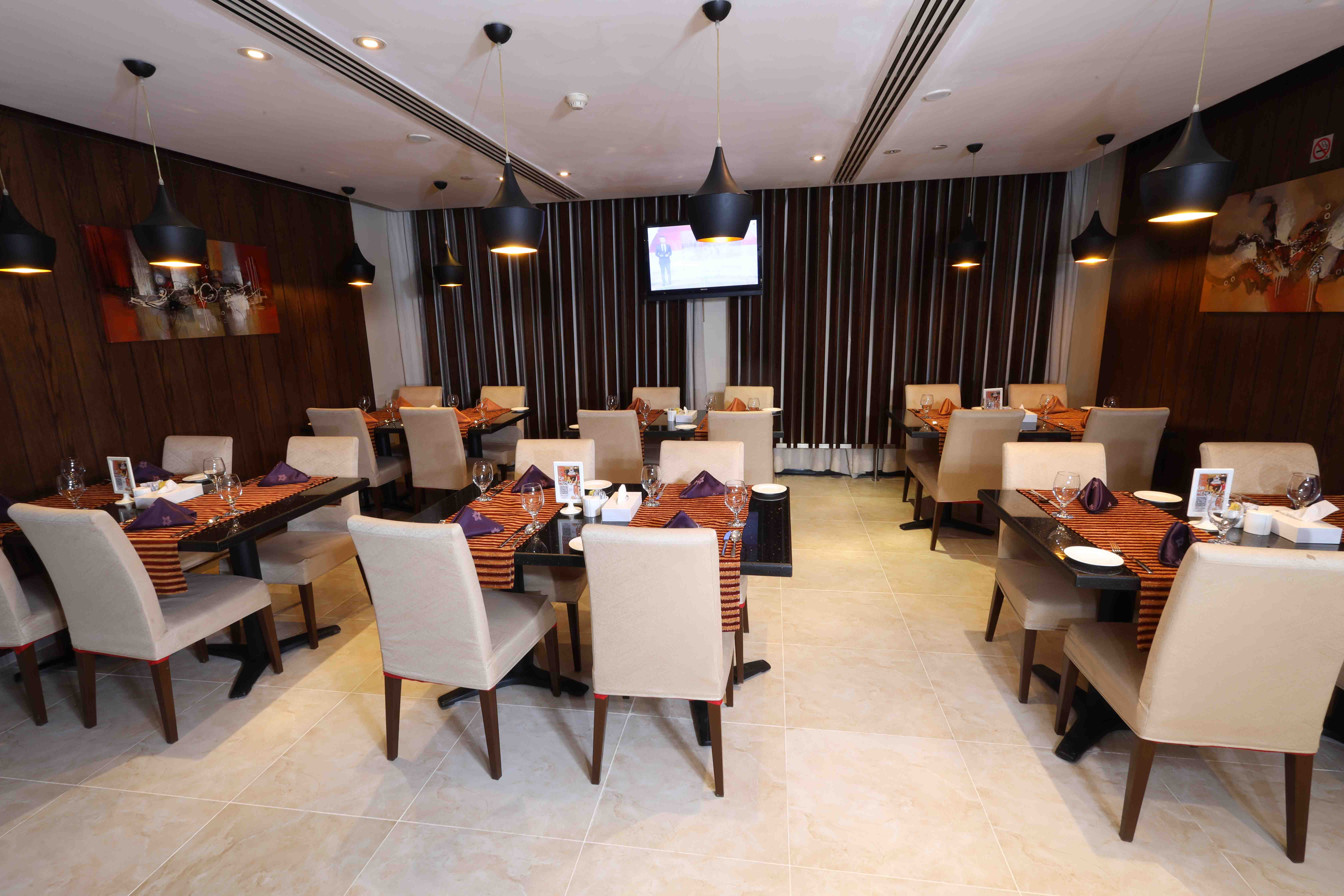 Main Restaurant 