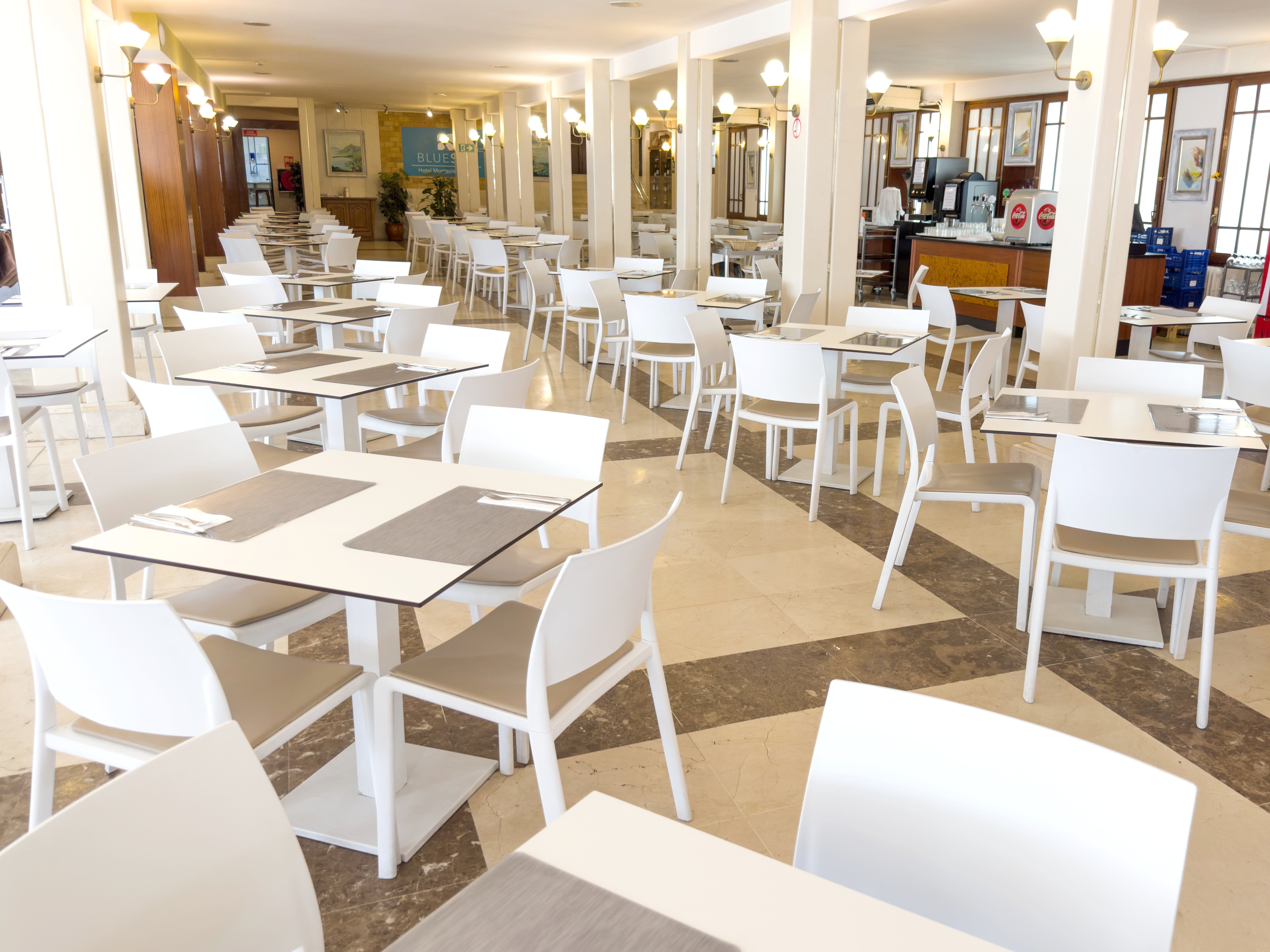 MAIN RESTAURANT