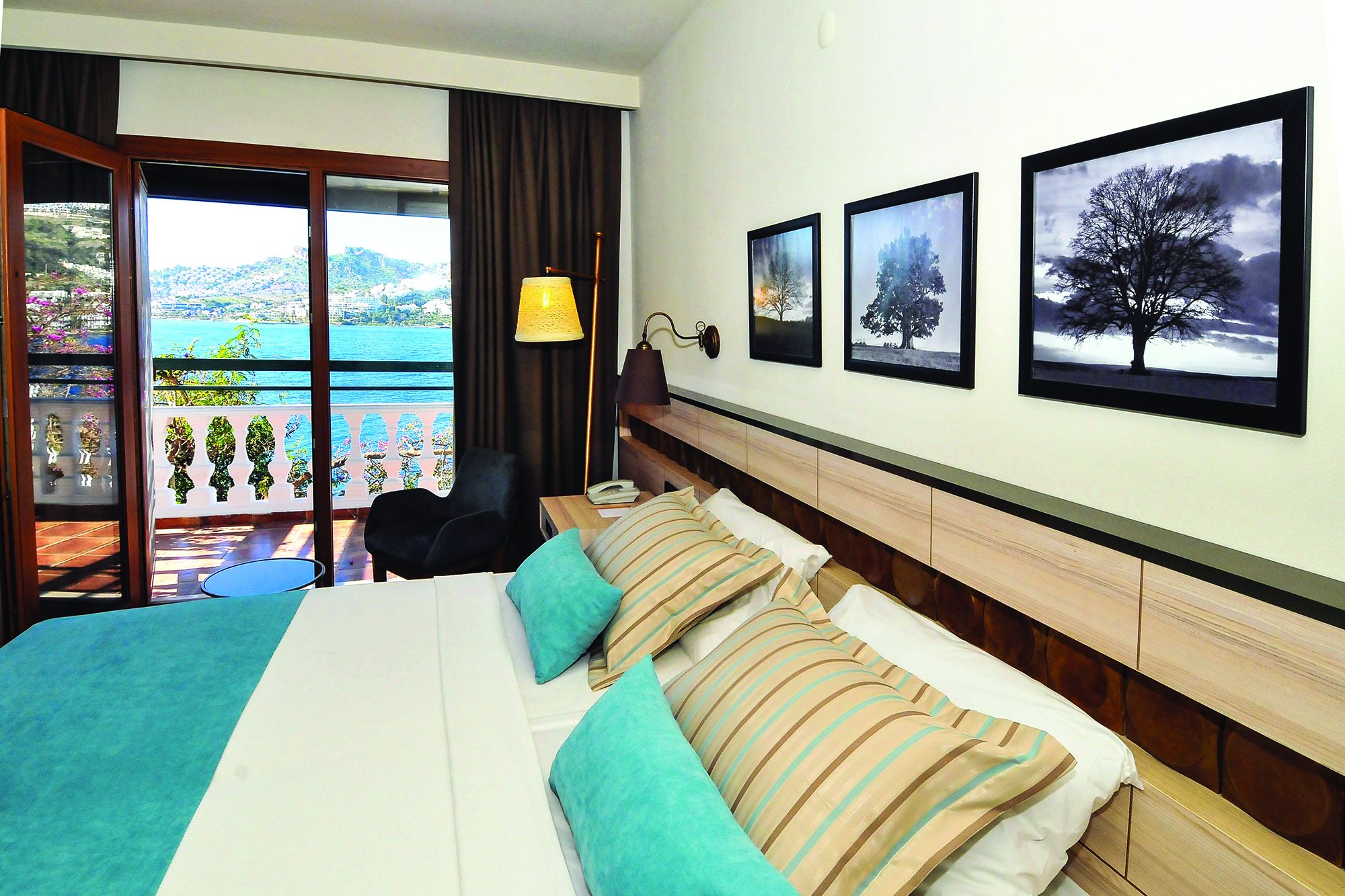 Club Room
