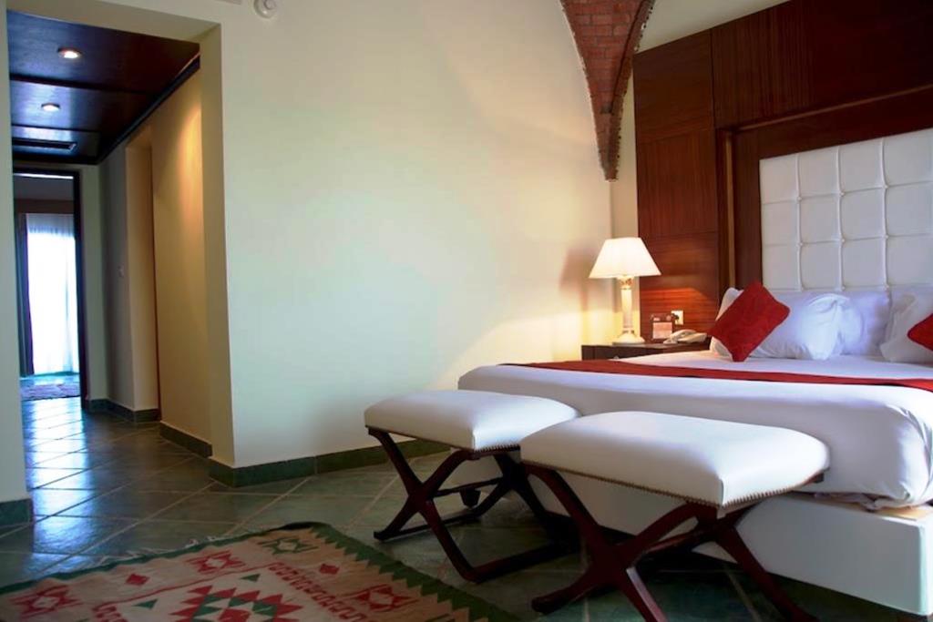 family rooms lti