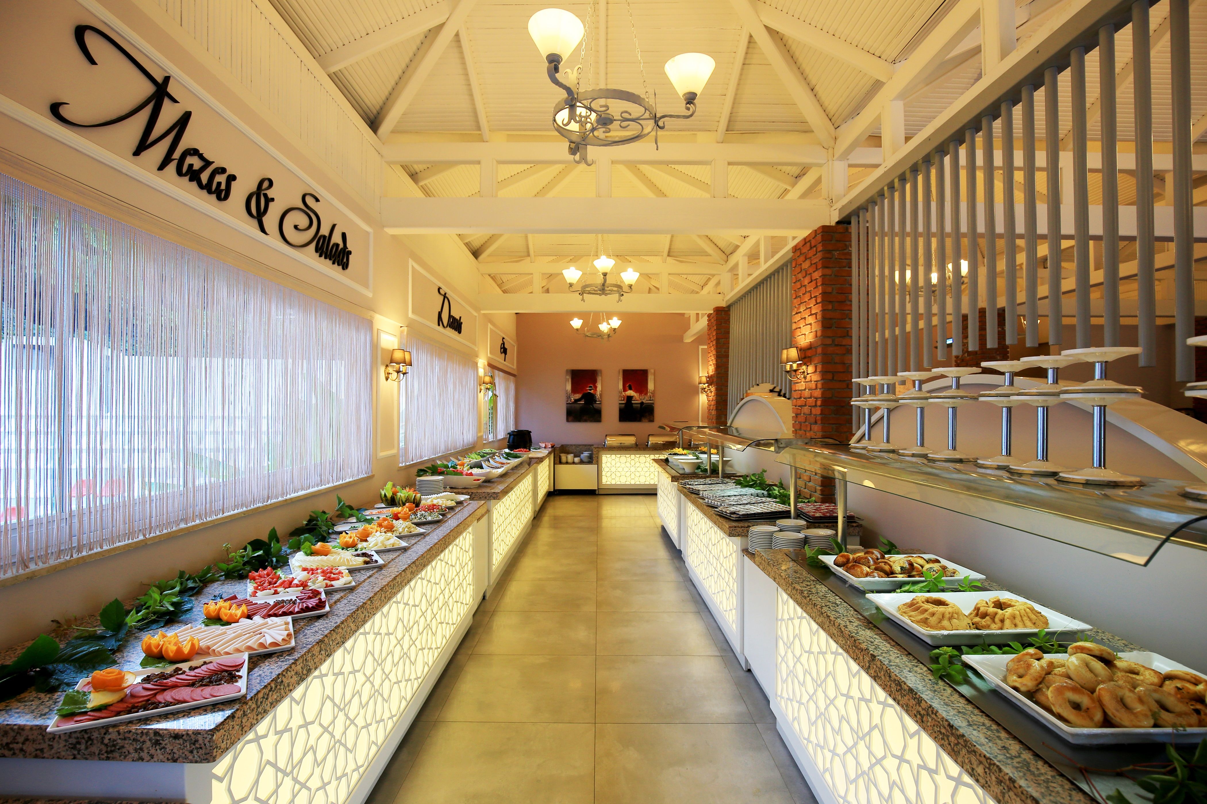 MAIN RESTAURANT