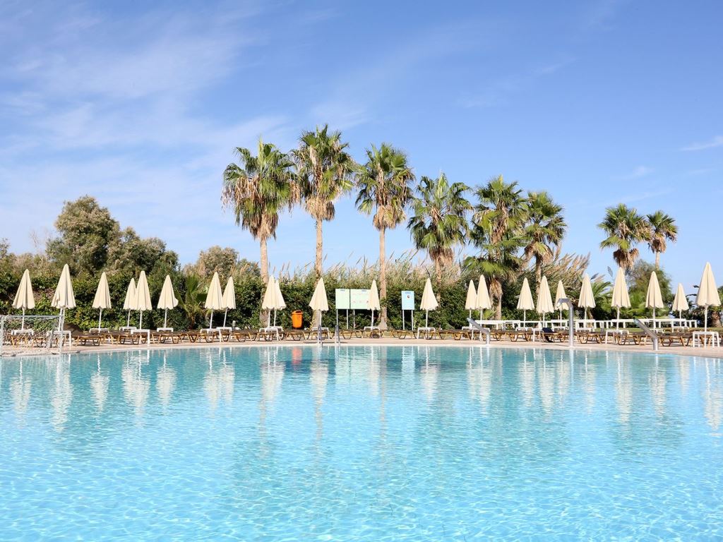 Piscina deschisă