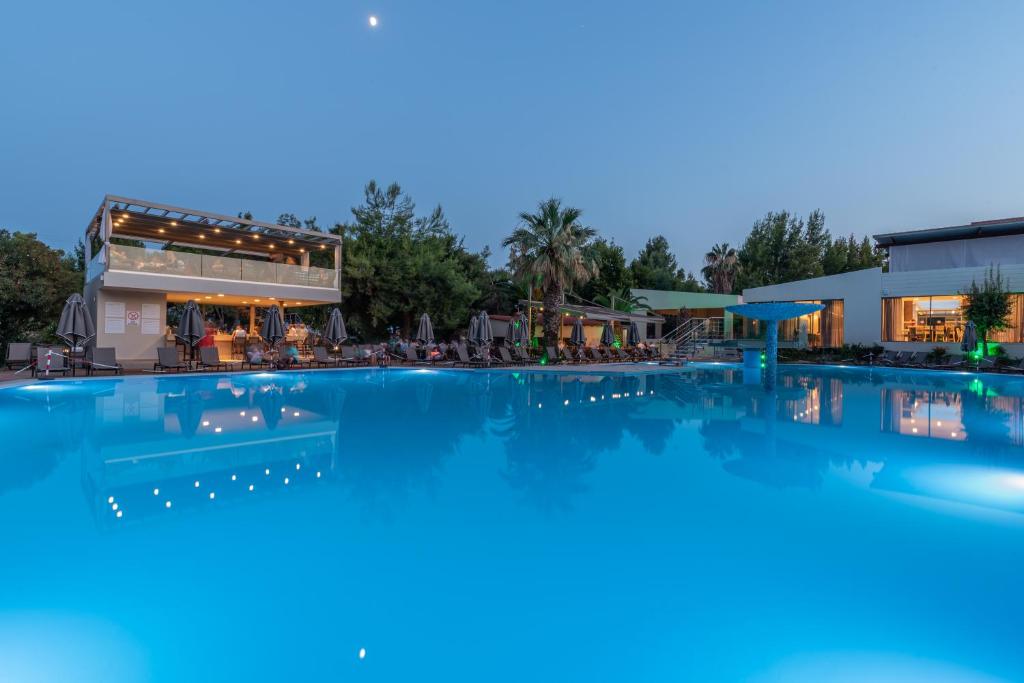 Piscina deschisă