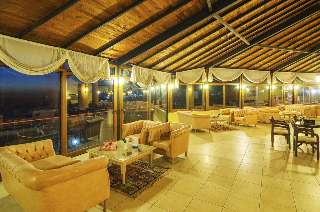 SUNSET BAR