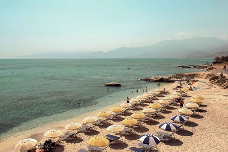 cooks_club_hersoniss_hotel_greece_pool_beach_5.jpg