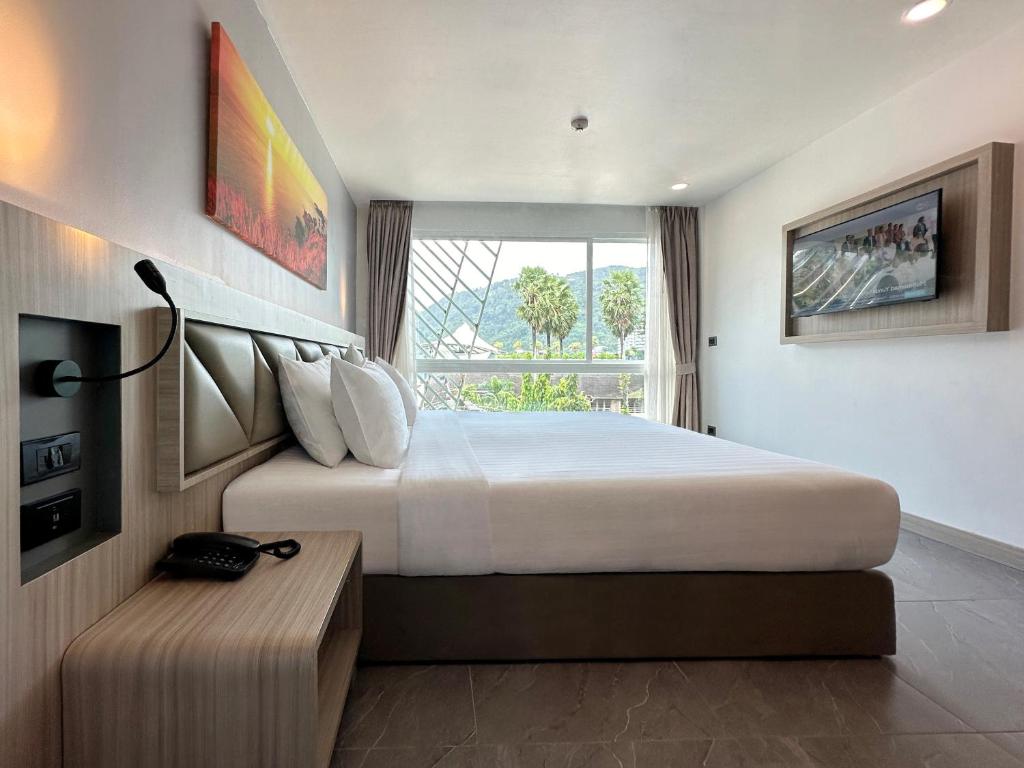 Premium Superior King Mountain View