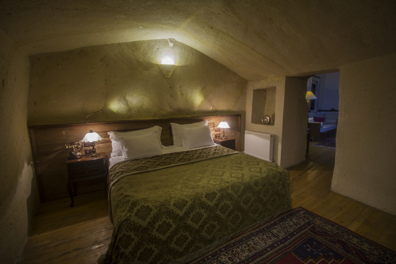  Suite Room  