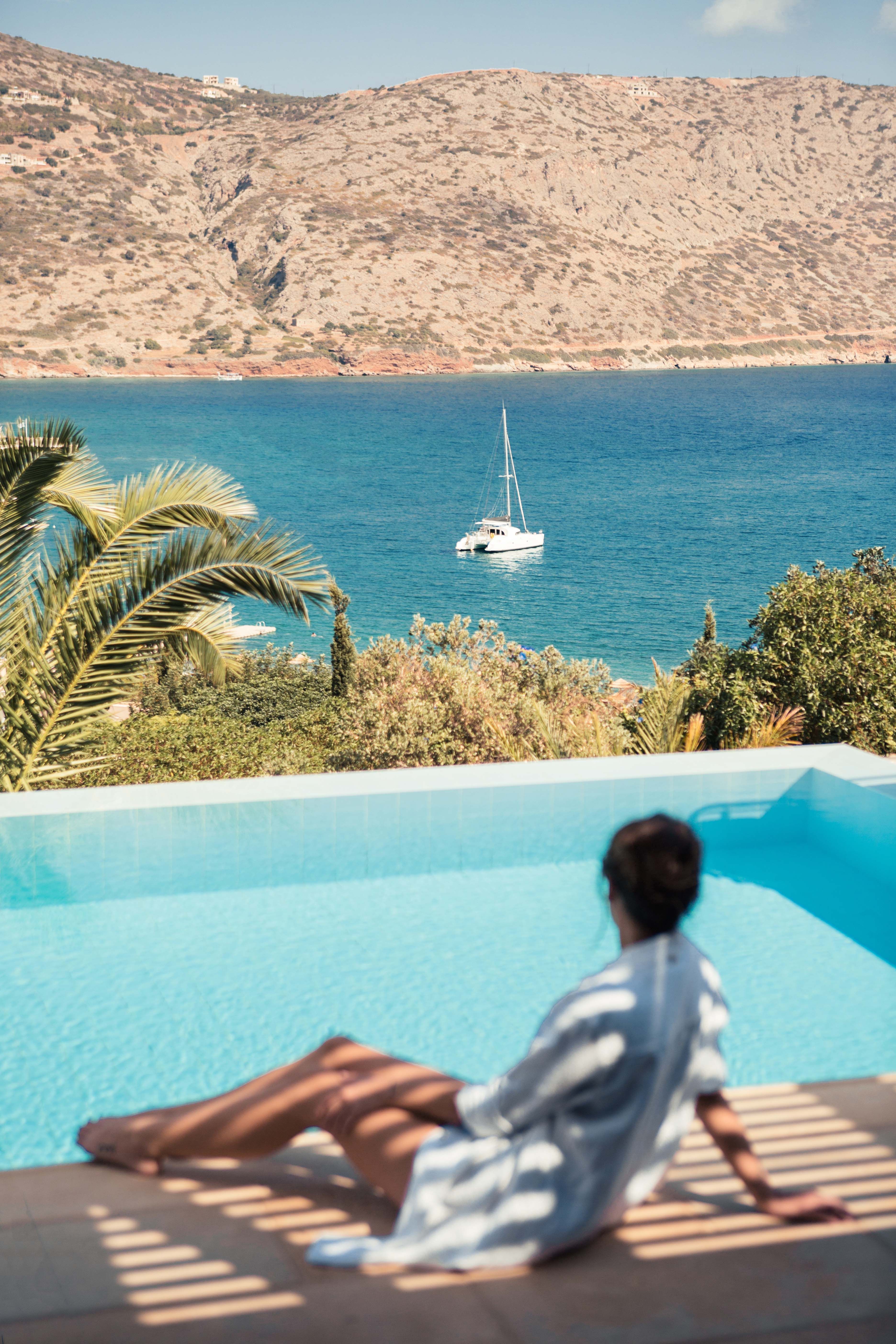 Island Suite Sea View Private Heated Pool