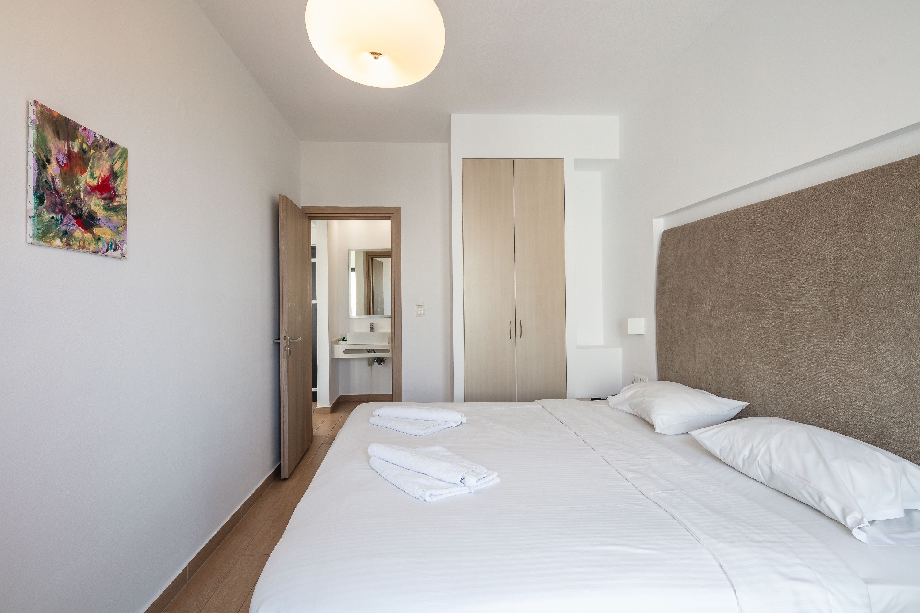 Apartment Grand 1 Bedroom Balcony or Terrace 