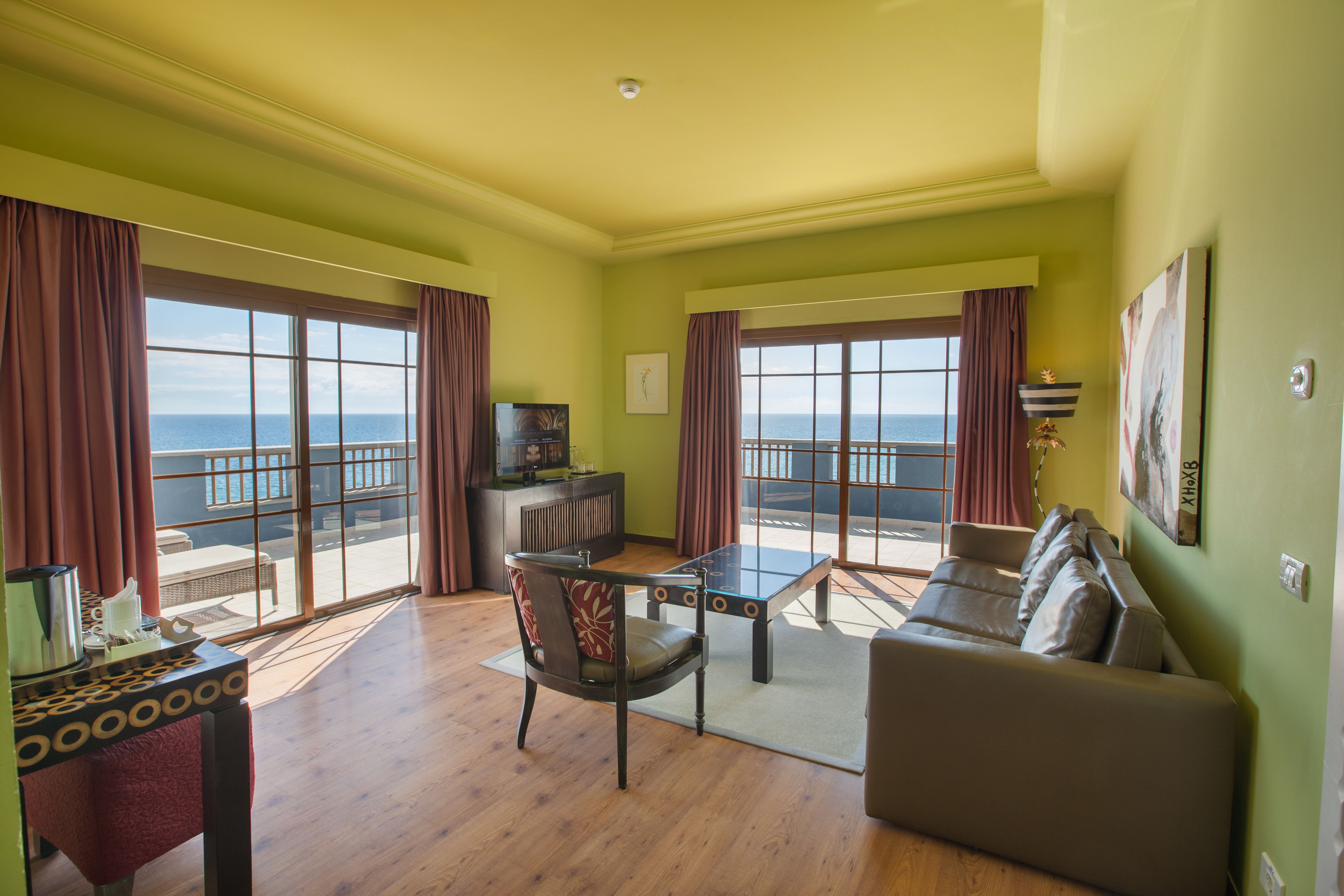 SENIOR SUITE TERRACE UNIQUE
