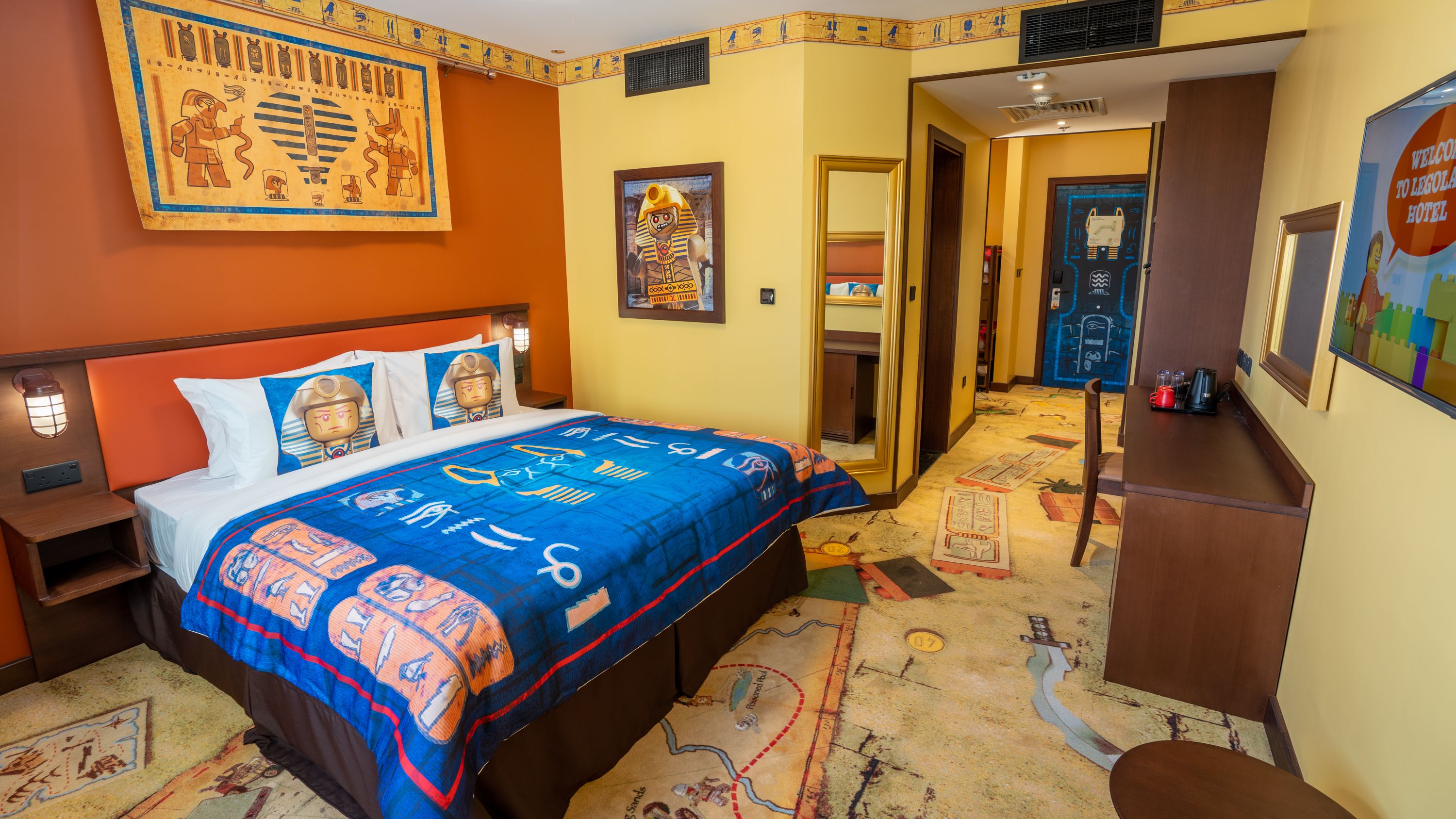 Run of the house (Themed Room)