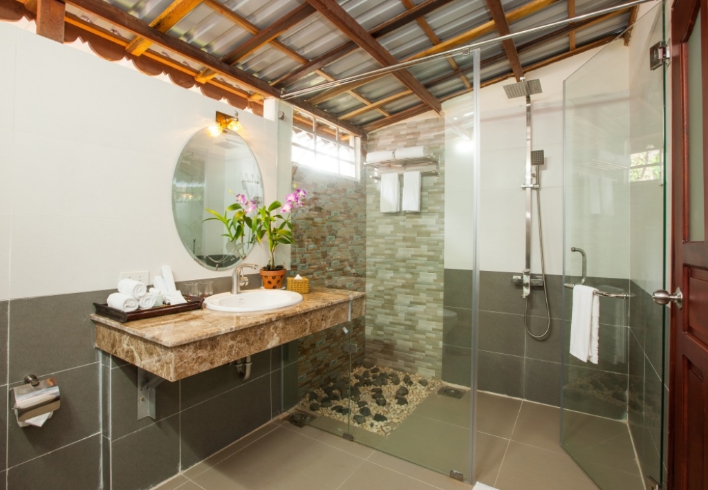 TROPIC BUNGALOW TERRACE 