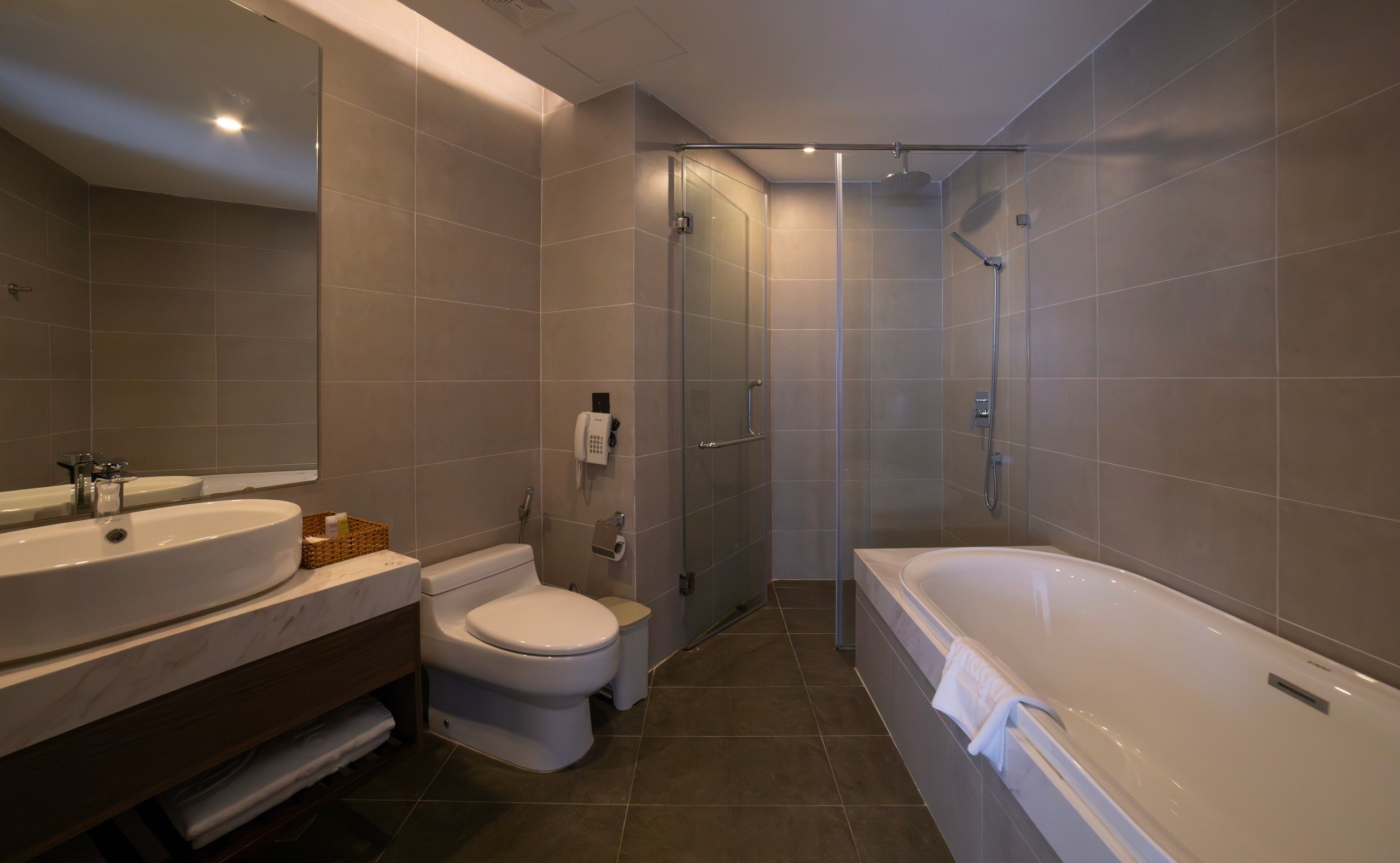 PREMIER SUIT SEA VIEW (CHILD WITHOUT EXTRA BED)