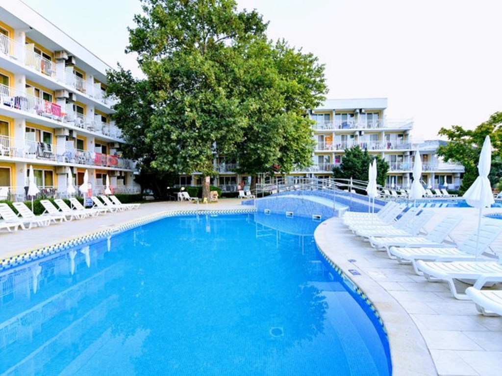 Piscina deschisă