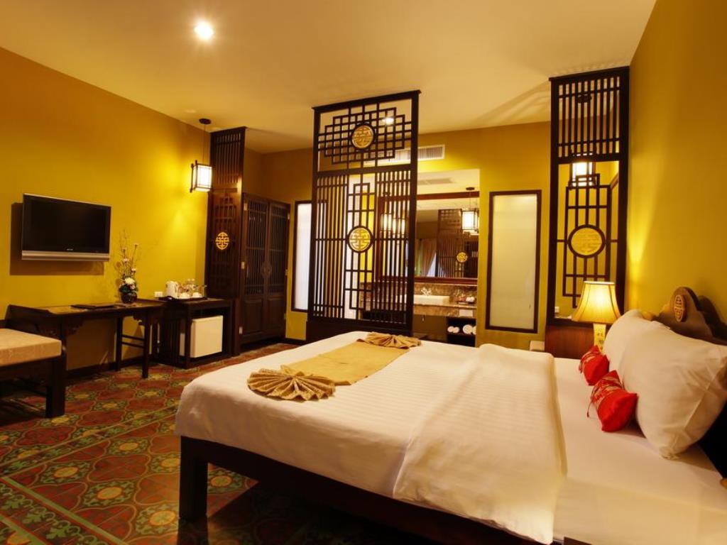 Deluxe Bungalows Sino Style