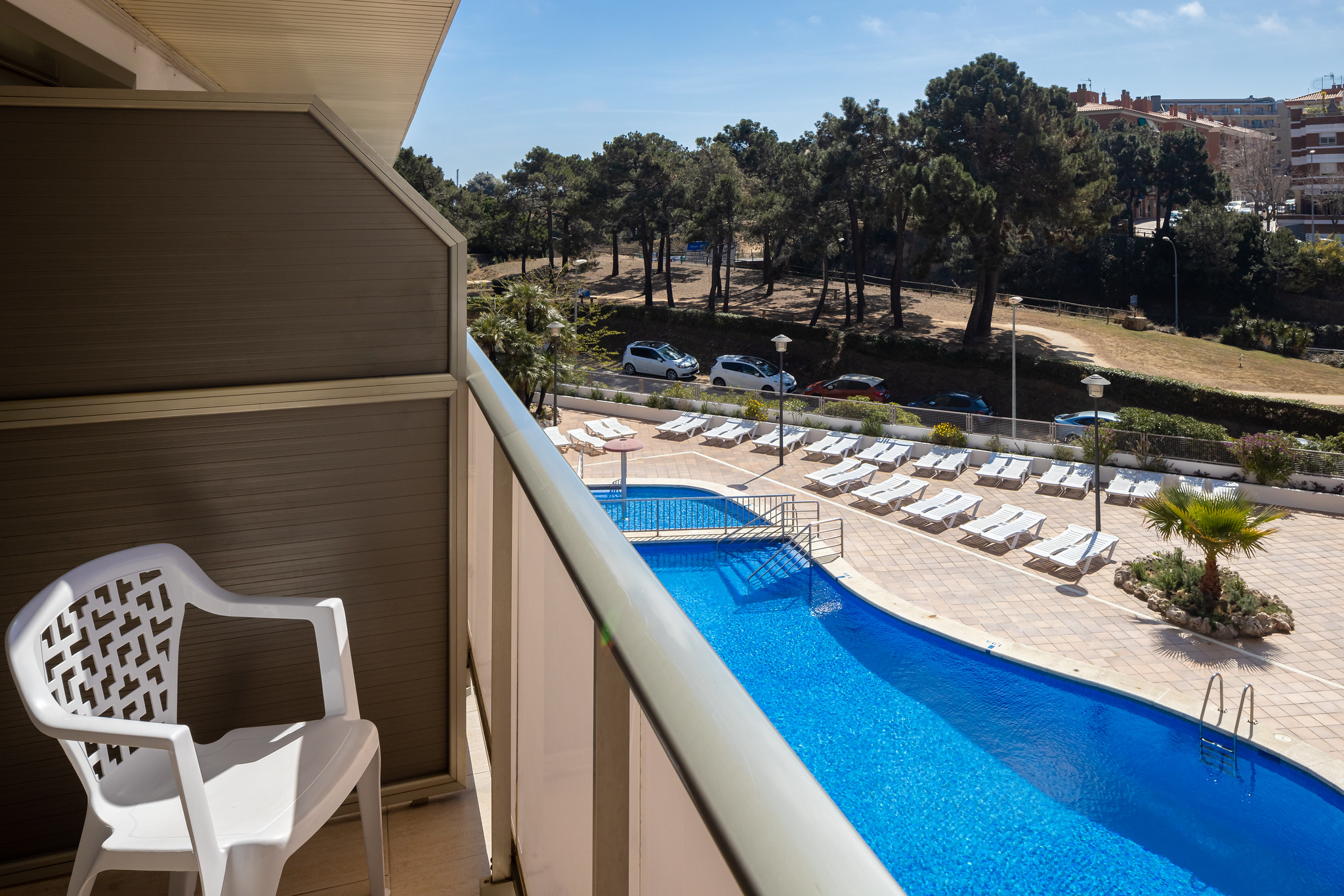 POOL VIEW ROOM