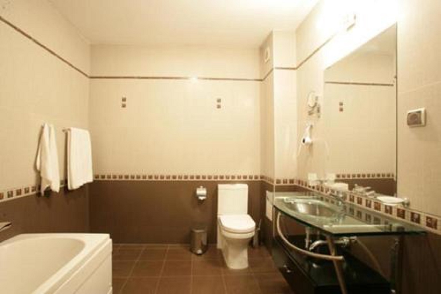 1 Bedroom Standard Apartment (Balcony or Terrace)