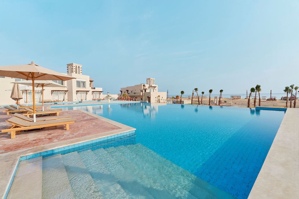 Piscina deschisă