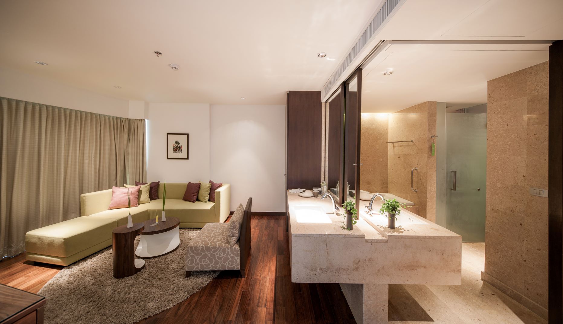 Triple Luxe Suite