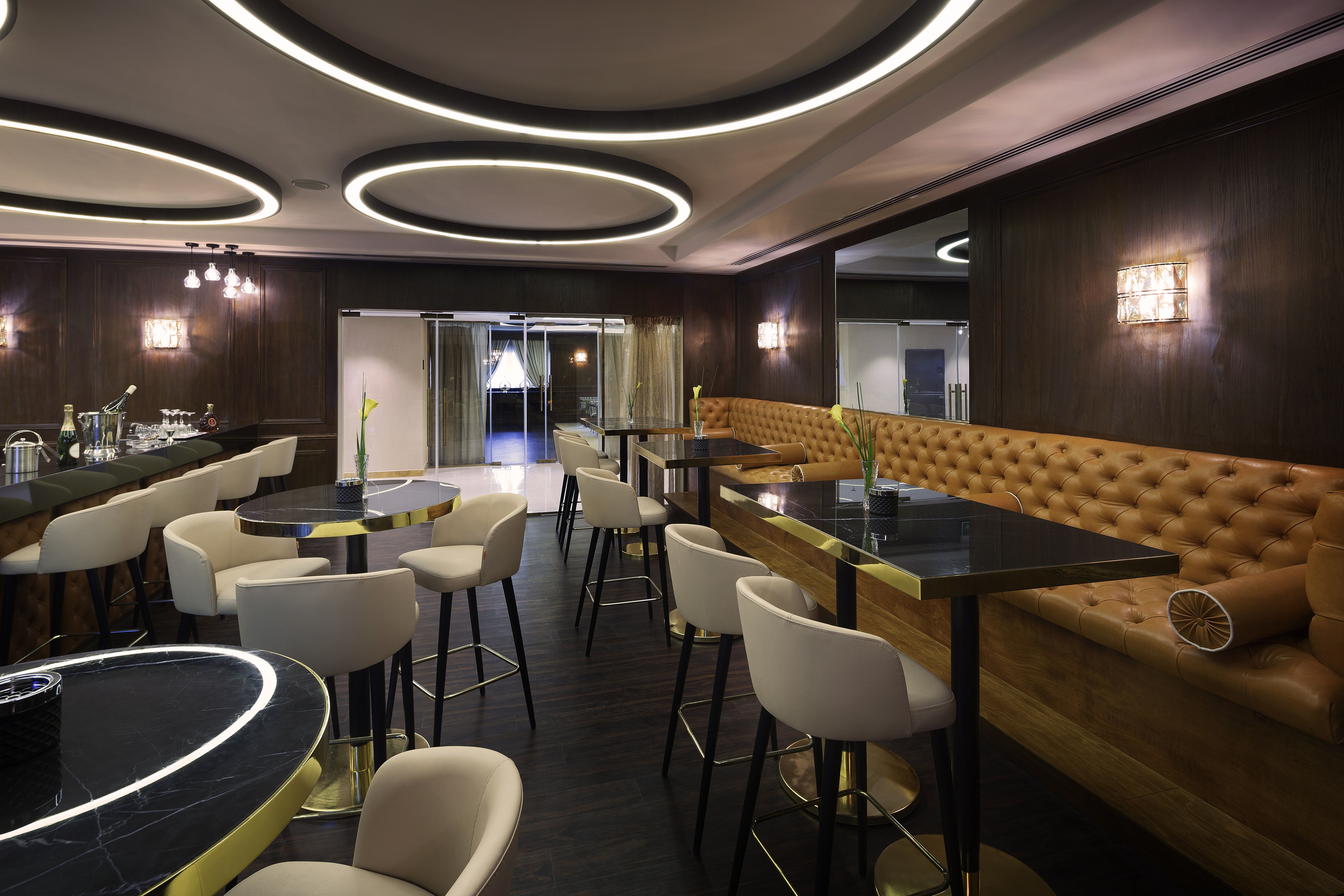 Premium Lounge & Bar