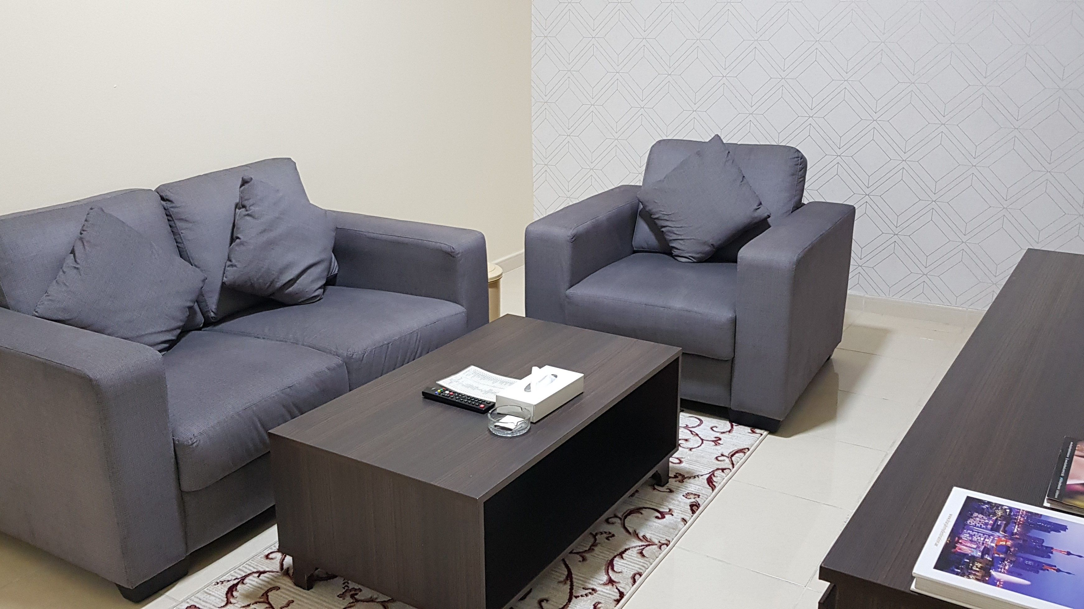 STANDARD SUITE