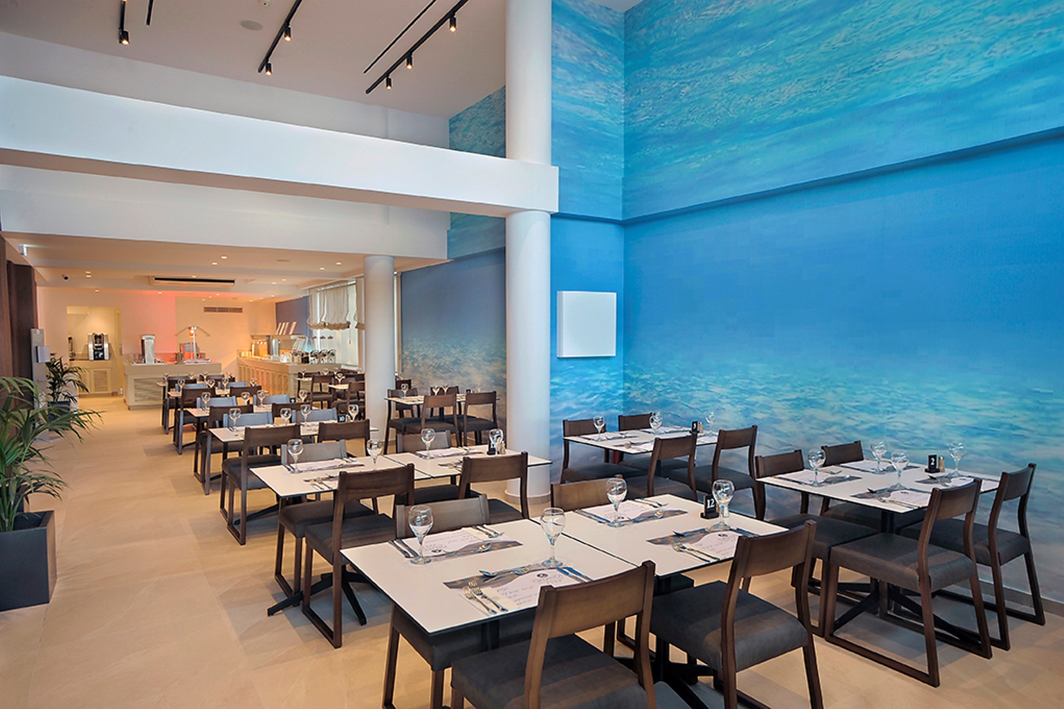 Main Restaurant 