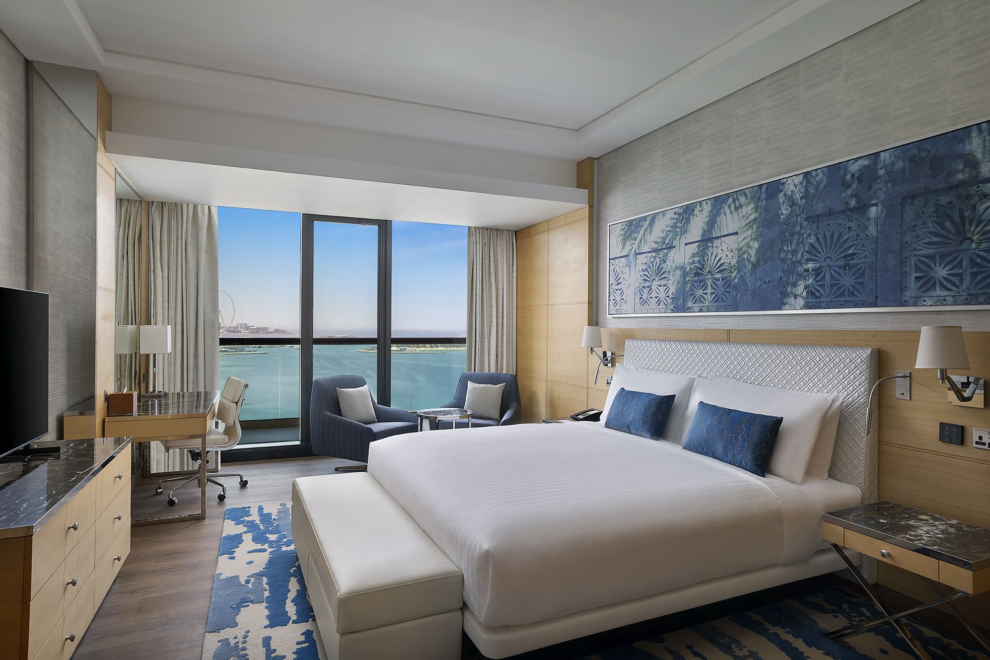 SEAVIEW FAMILY ROOM